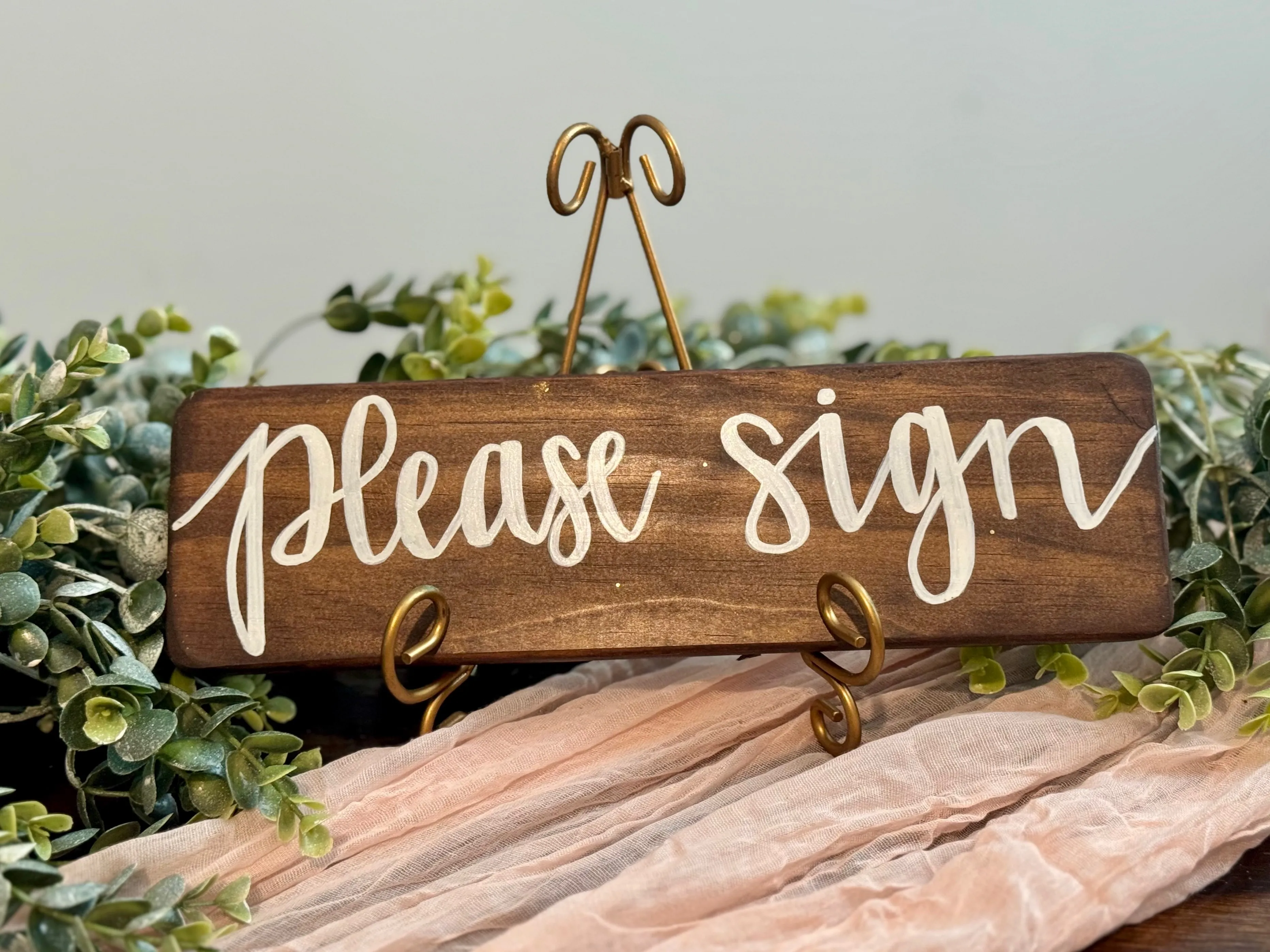 Wooden Please Sign
