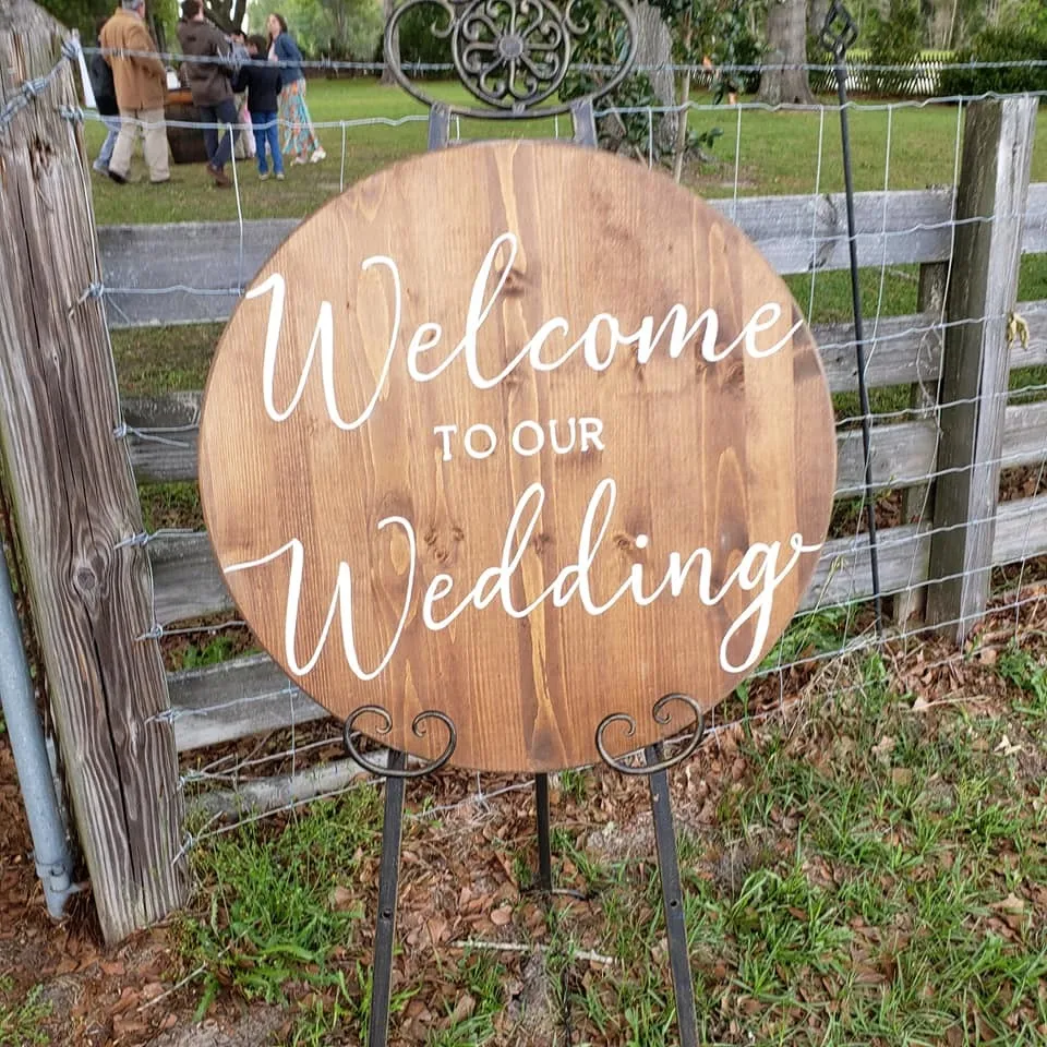 Round Welcome to Our Wedding
