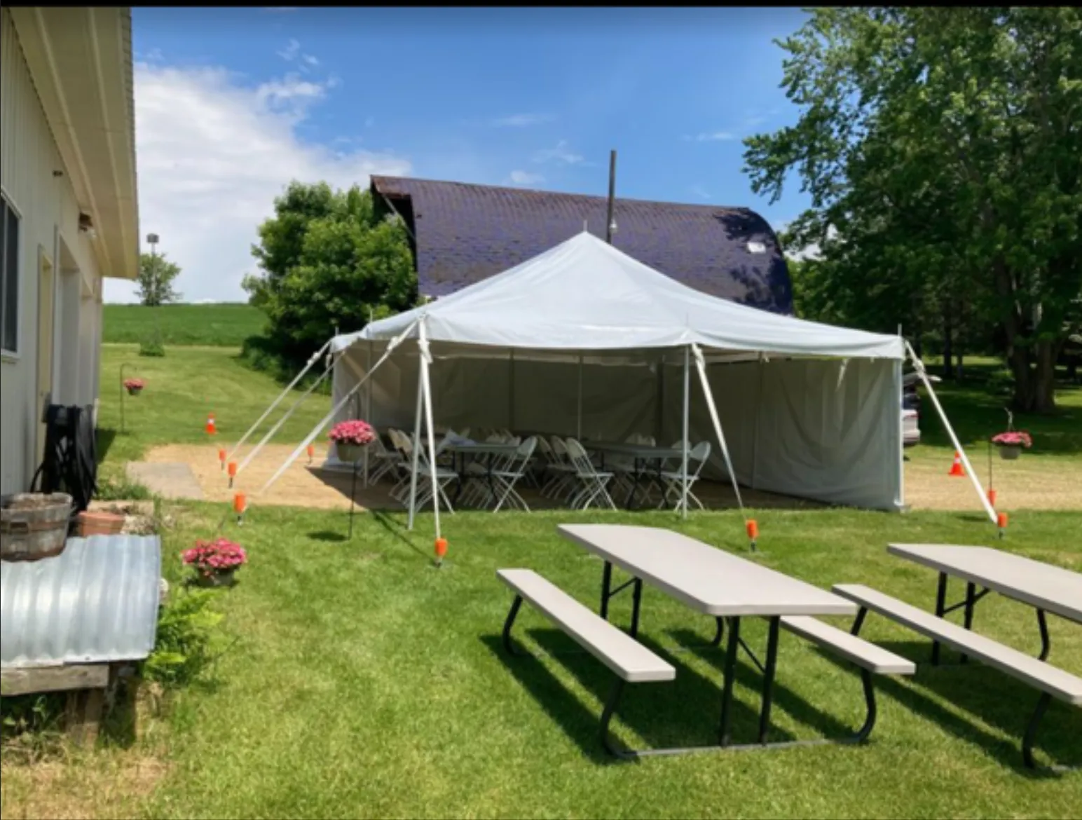 20' x 20' American Pole Tent