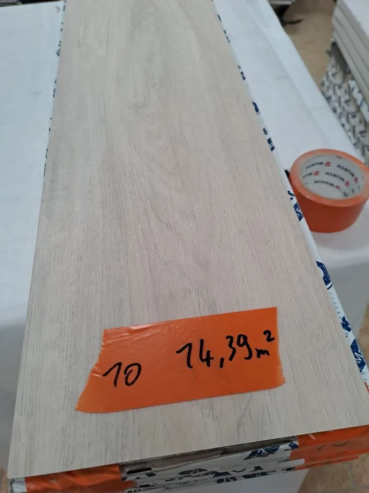 PVC Designbodenbelag Restposten 10 – Light Beige English Oak (14,39 m², nur komplett)