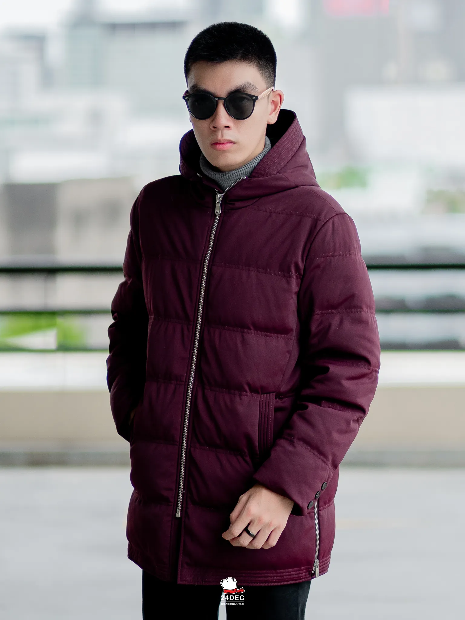 (*หยุดเช่า*) เช่าเสื้อกันหนาว ชาย รุ่น VOGUE สี แดงเรดไวน์