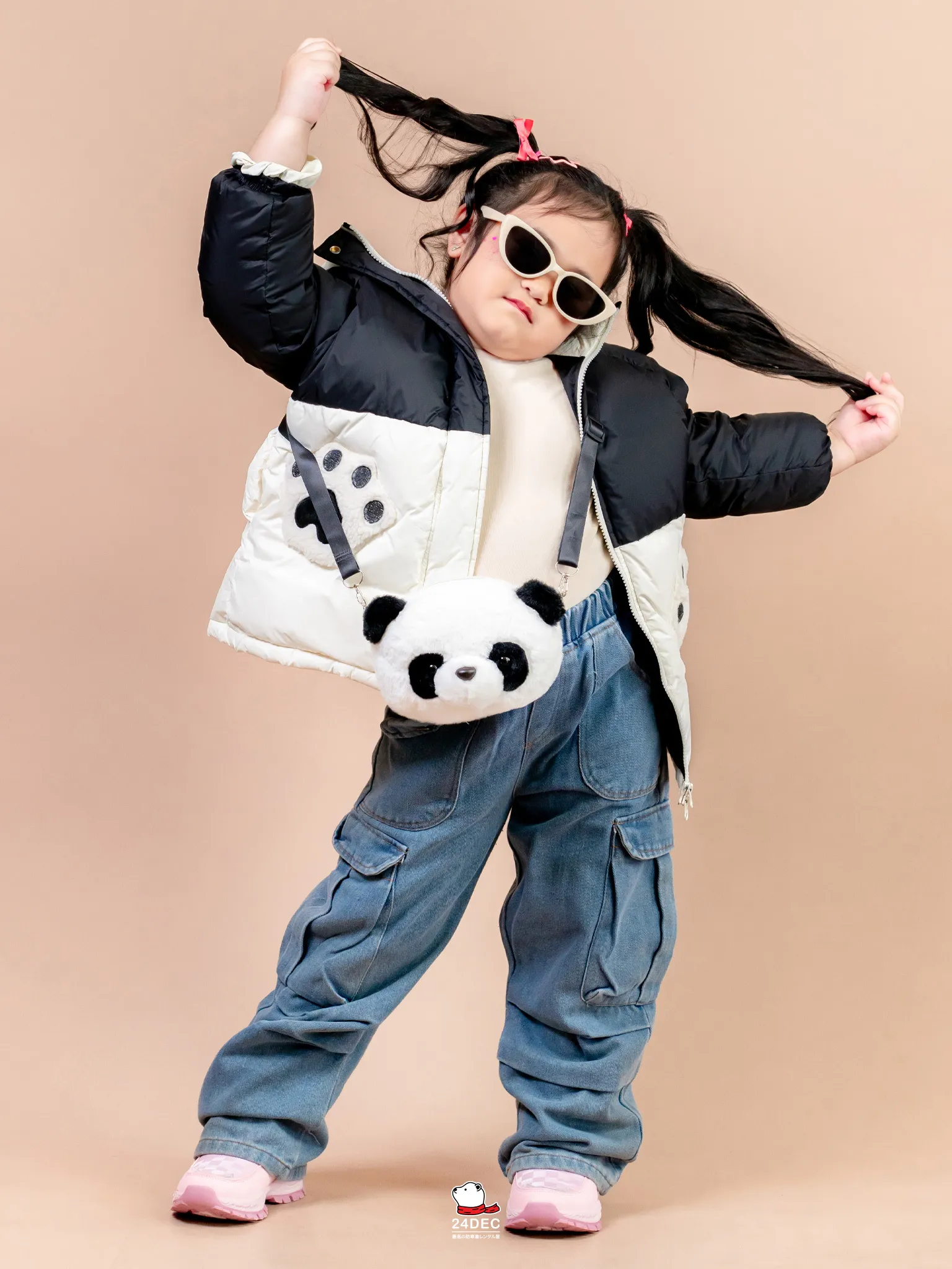 เช่าเสื้อกันหนาว เด็ก รุ่น PANDA สี ขาว