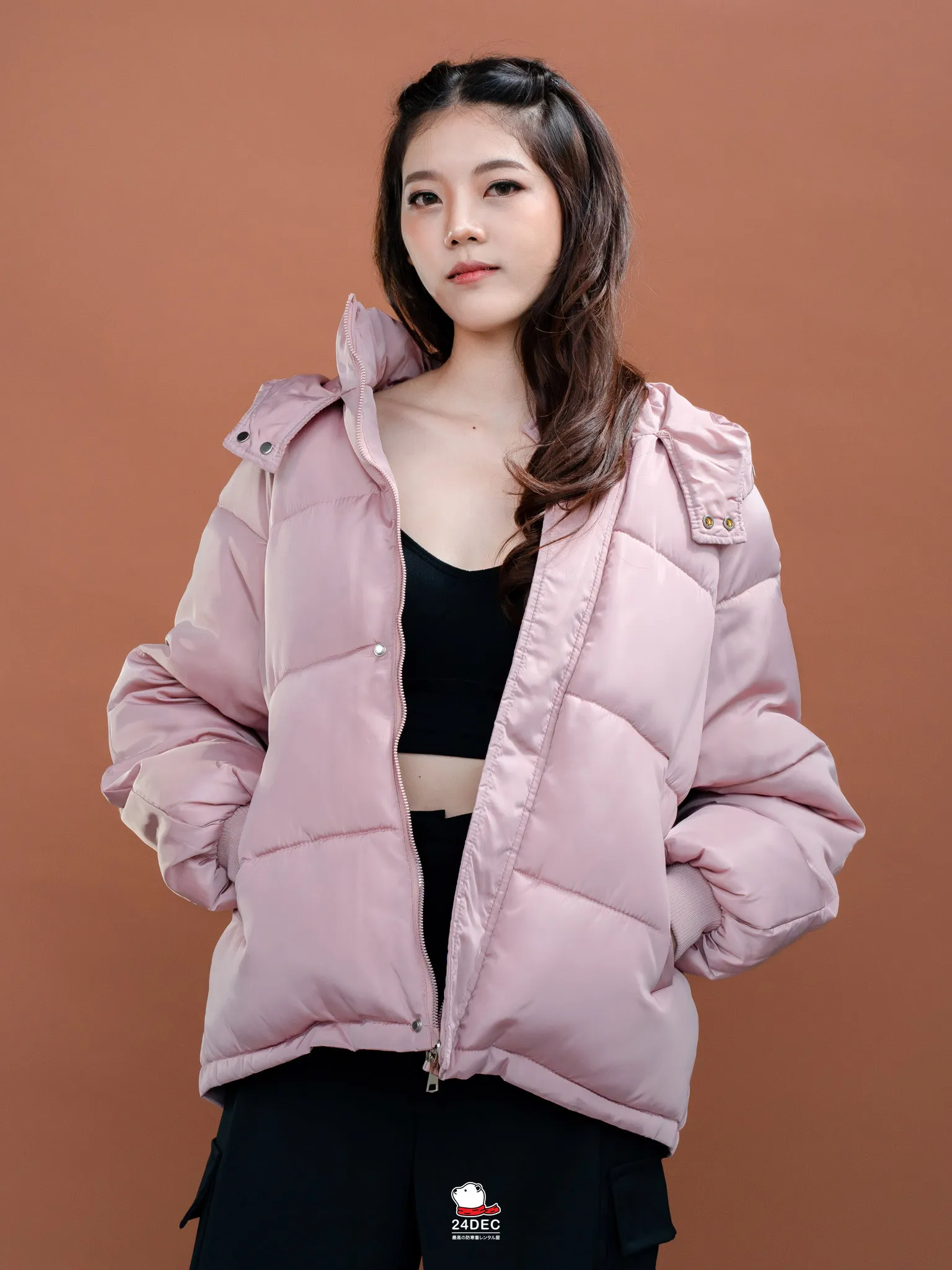 เช่าเสื้อกันหนาว หญิง รุ่น PIRUM สี ชมพู