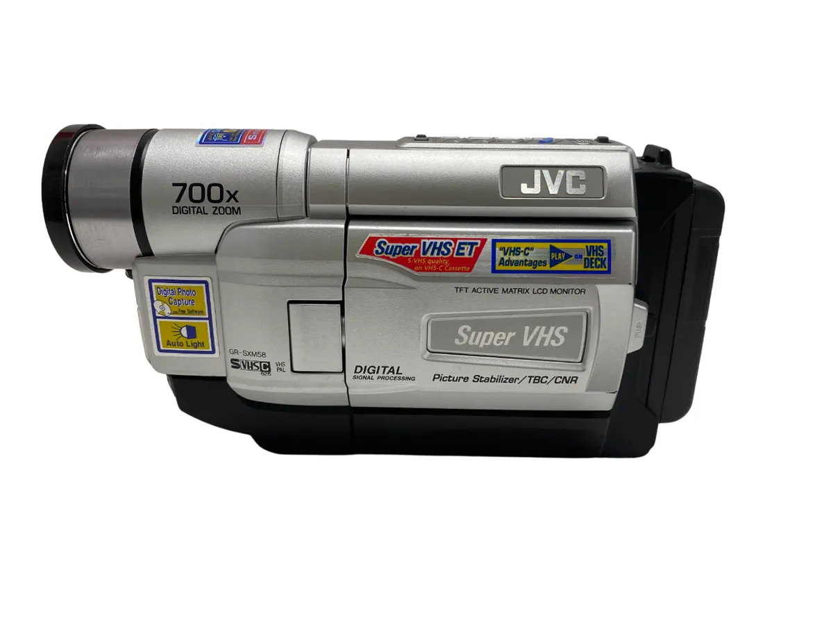 VHS - JVC VINTAGE CAMCORDER - 700x ZOOM - RETRO - VINTAGE- VHS LOOK