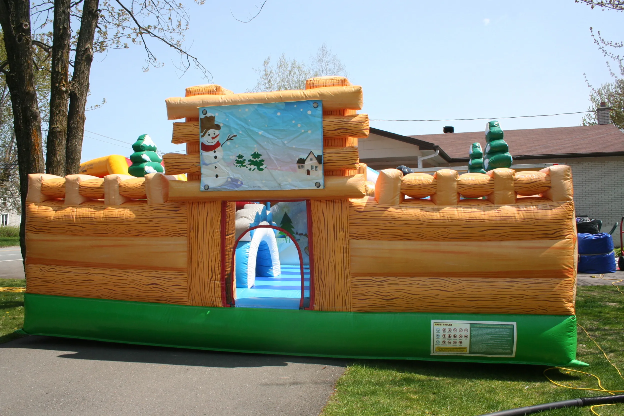 Jeu gonflable Paysage d'hiver (Combo) - Jeunes enfants 