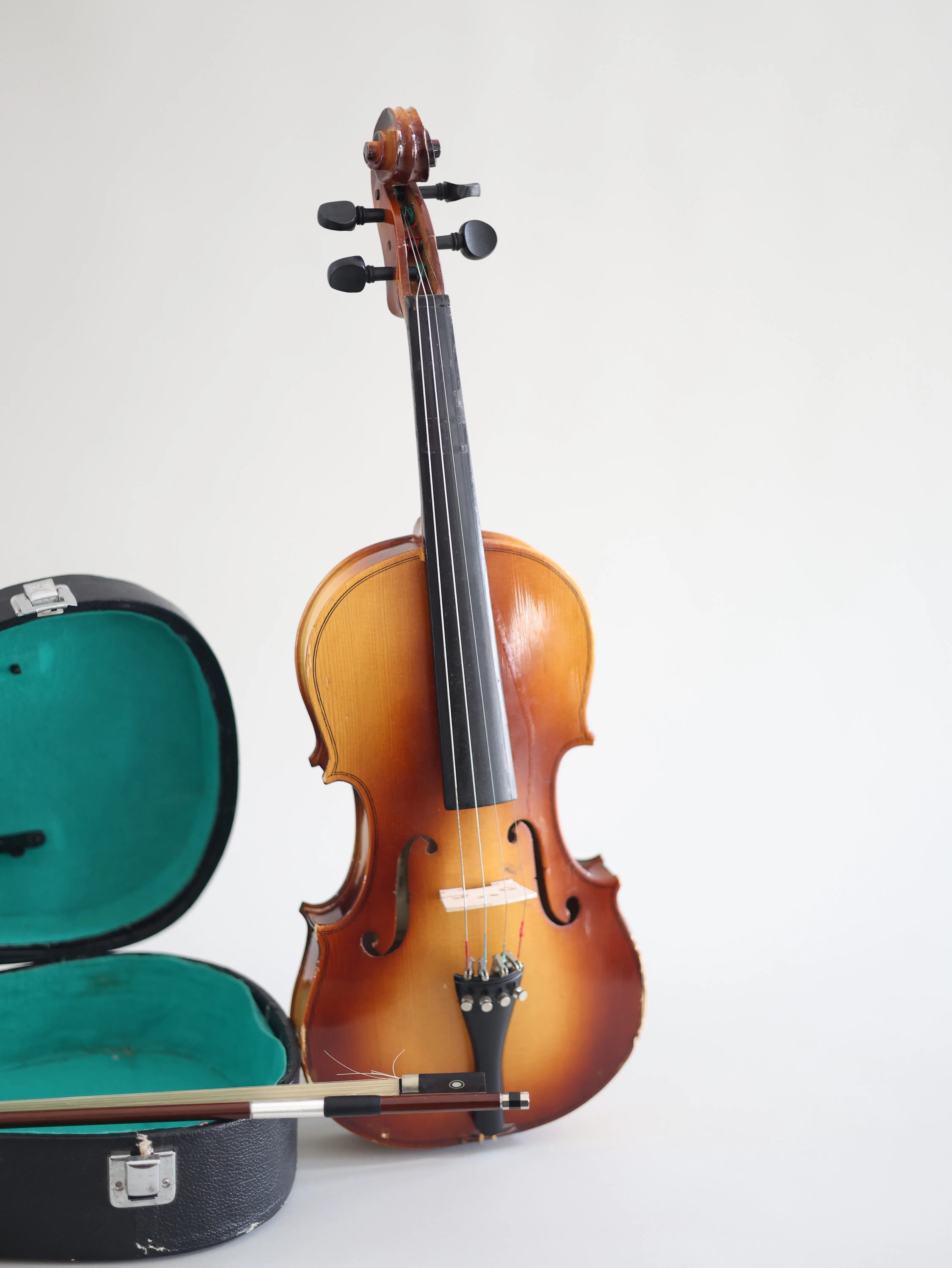 Wooden Violin/Case