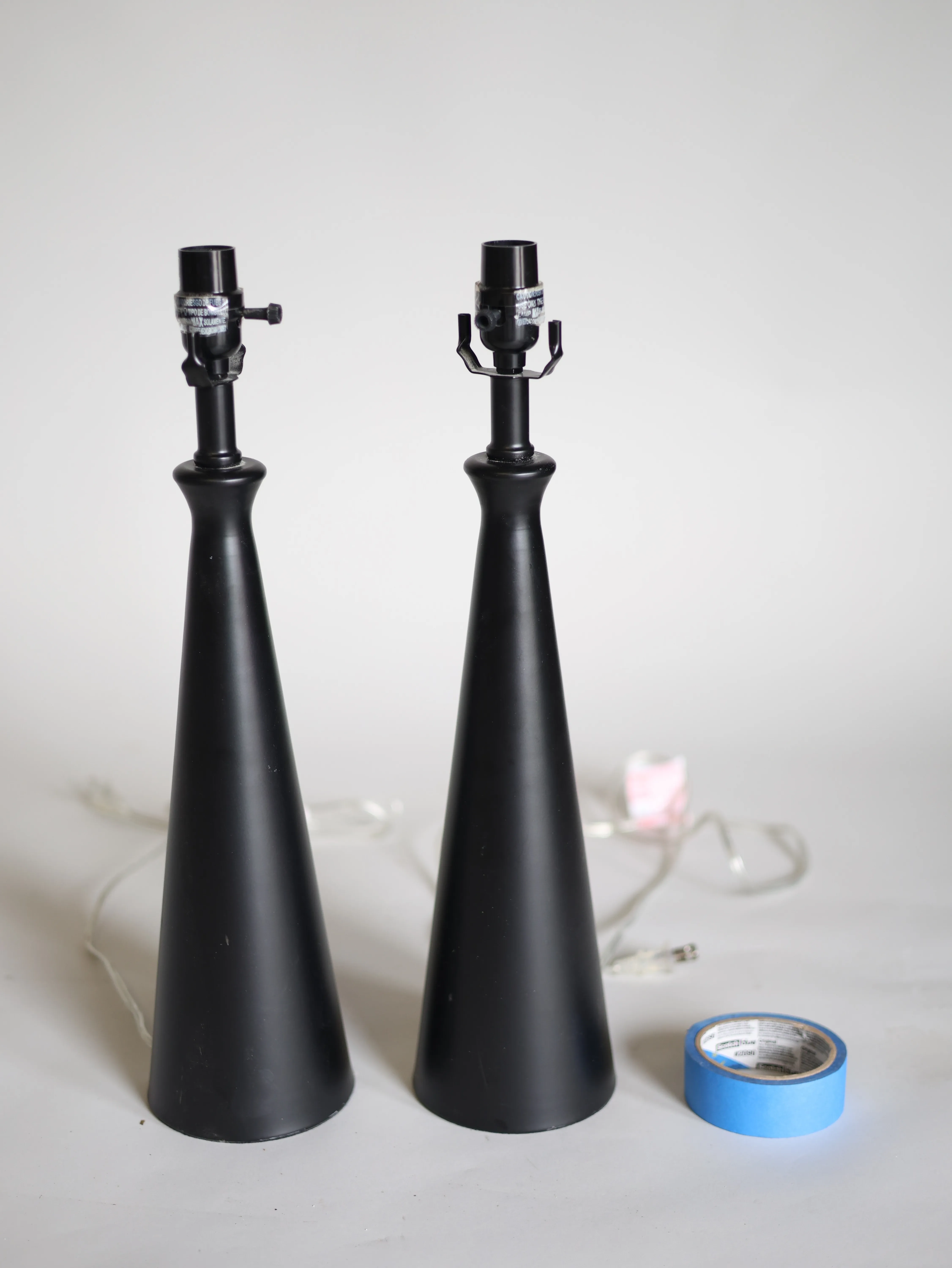 Pair of black matte table lamp bases