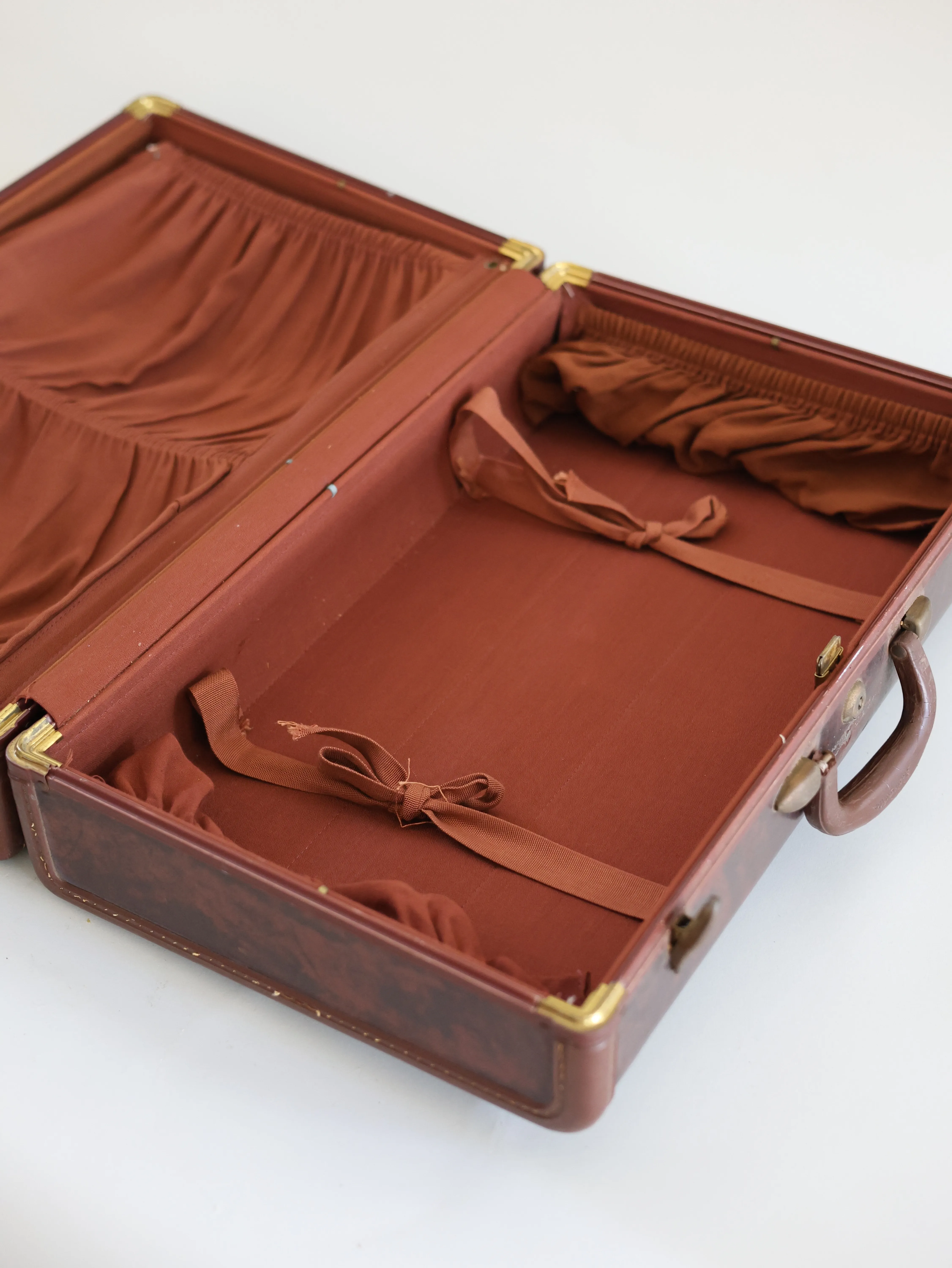 Brown Leather Medium Suitcase