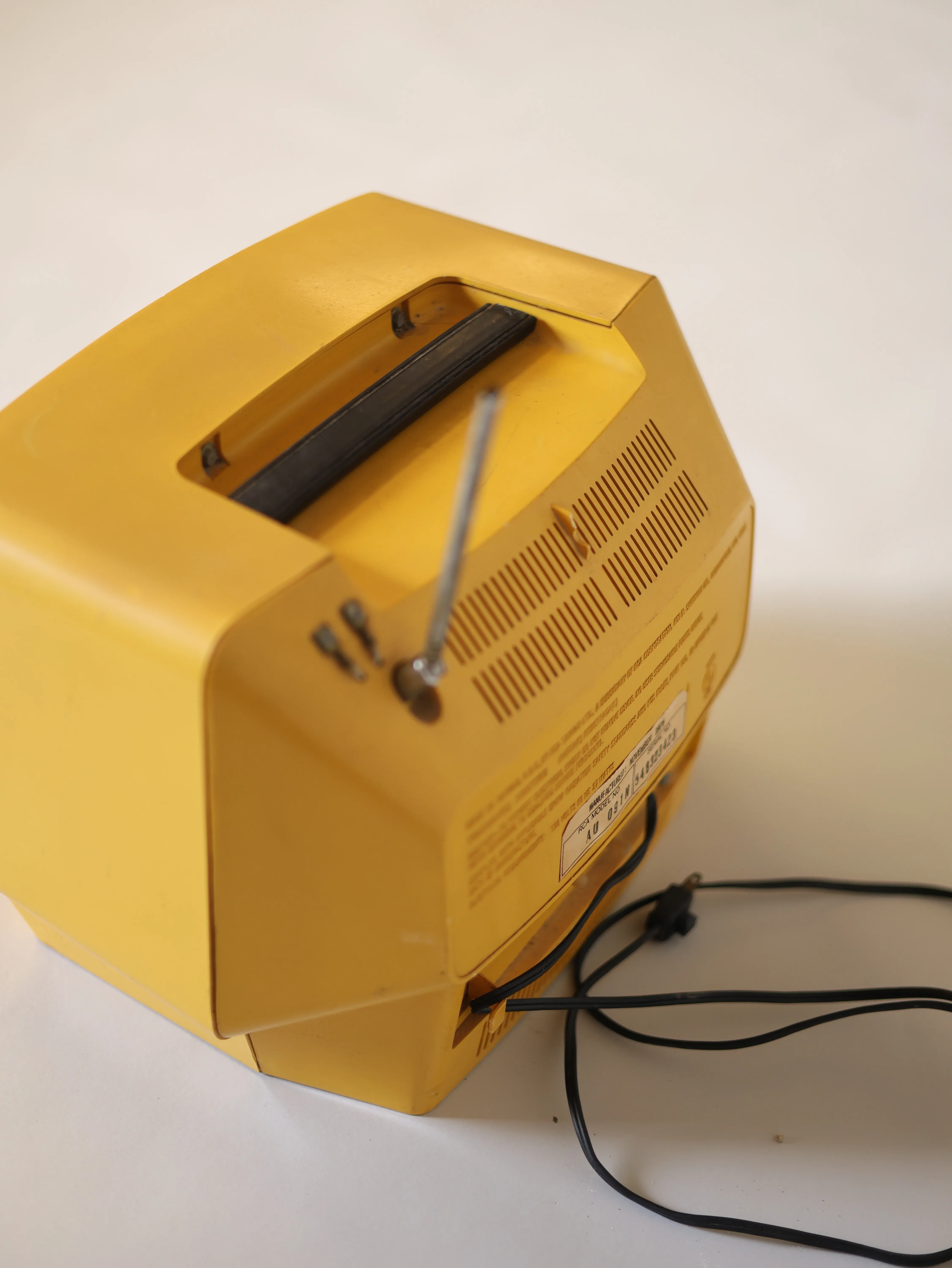 Mid Century Rca Yellow TV