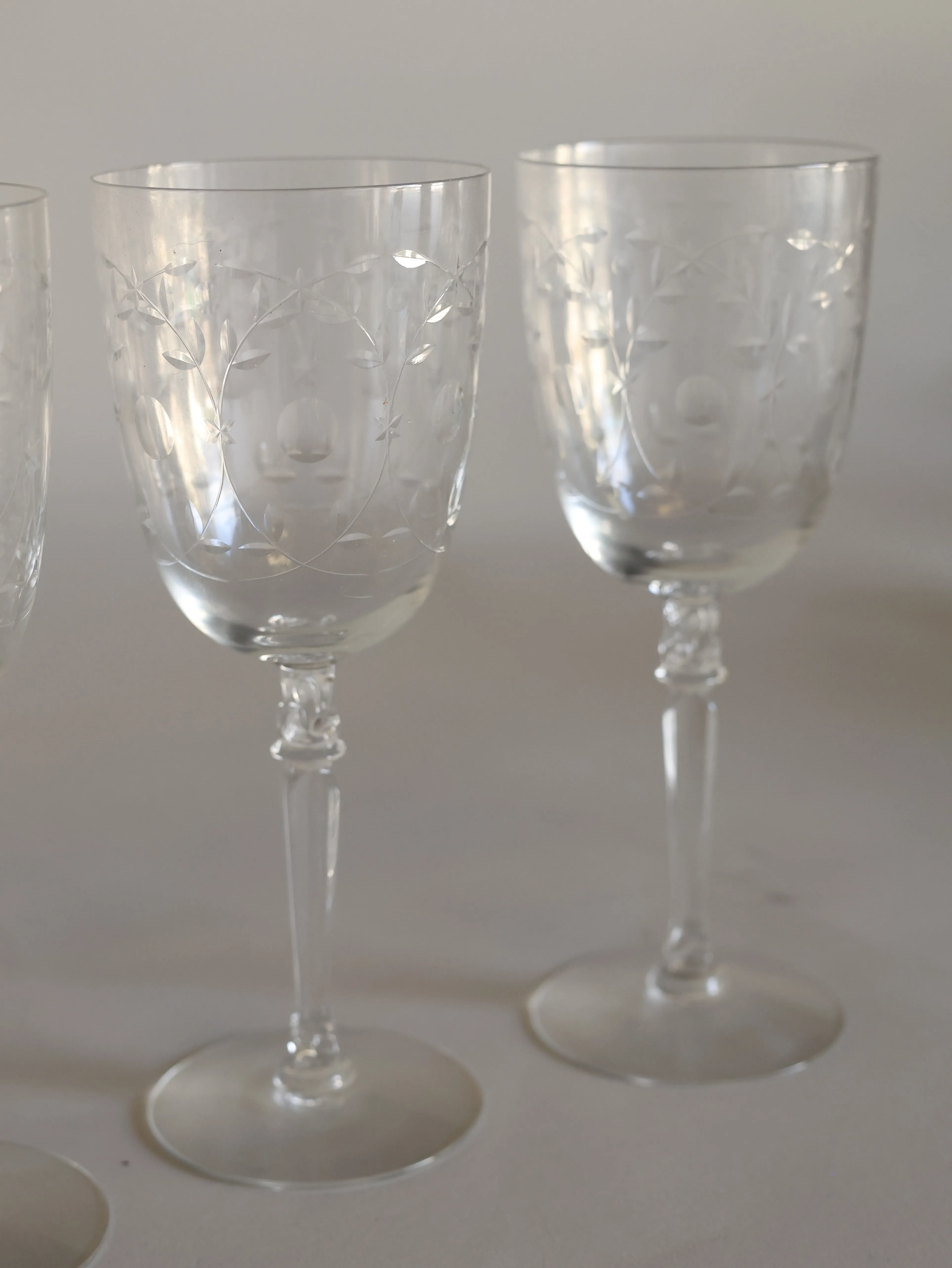 Susan wine glasses set of 4