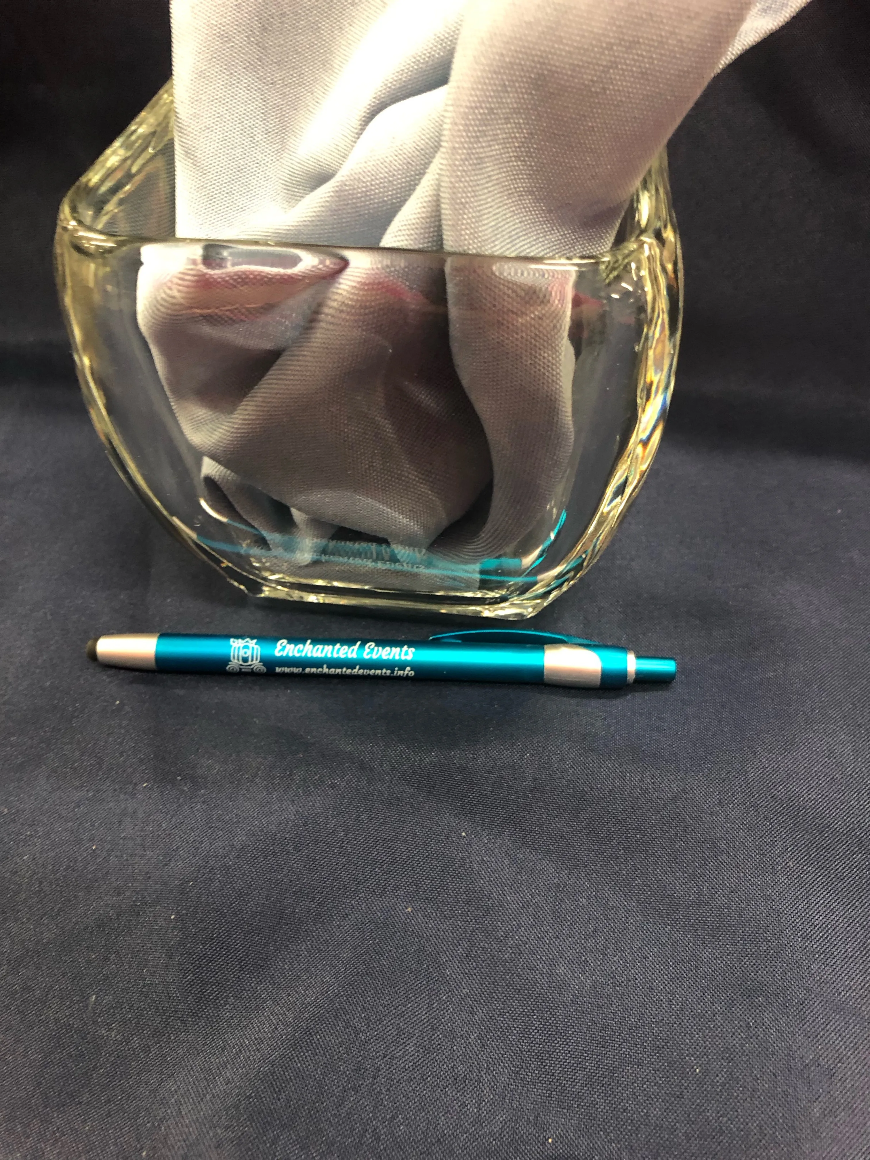 Glass bowl