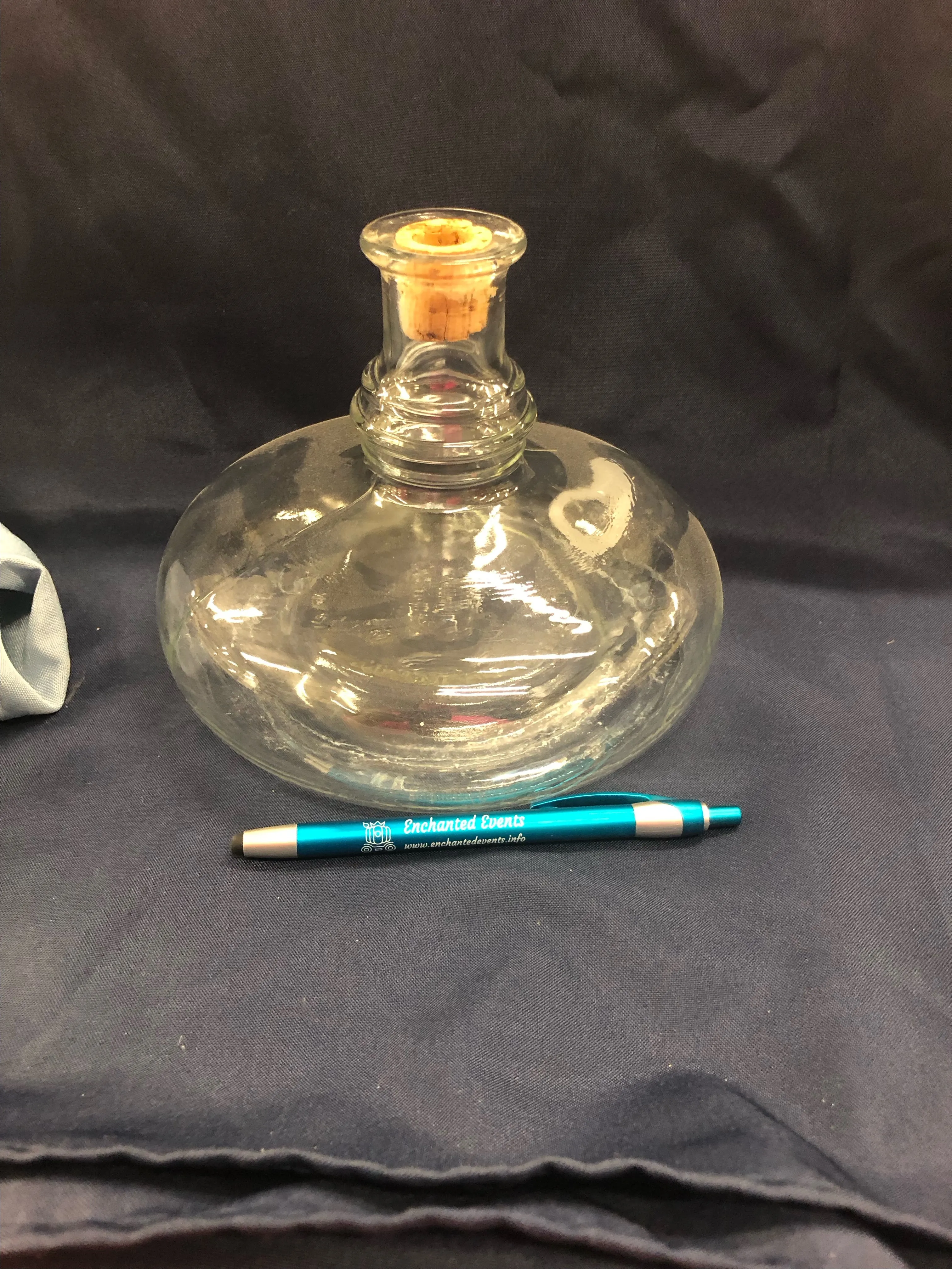 Bulb Corked glass