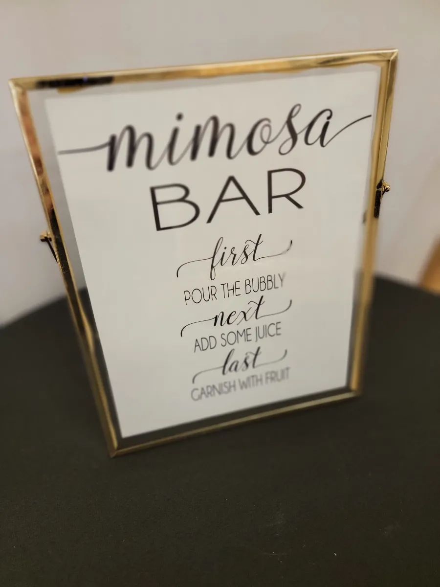 Mimosa sign