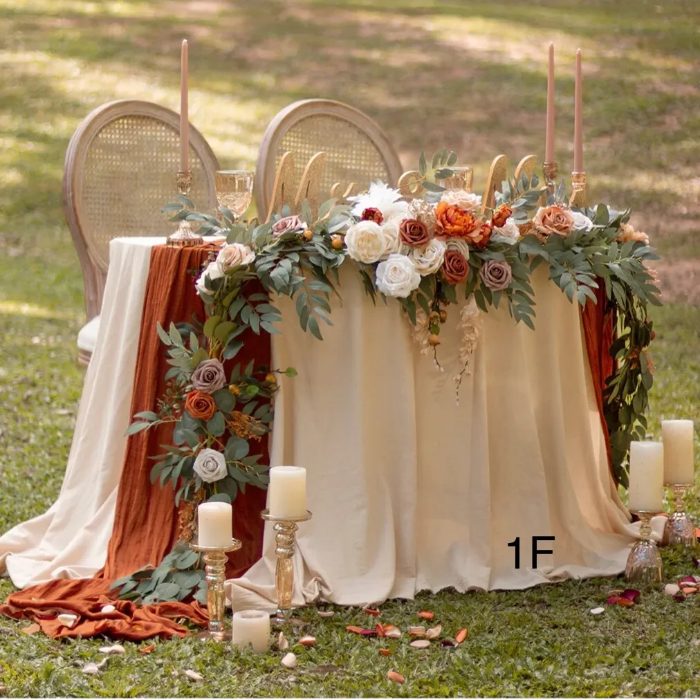 Lings Sweetheart Table Decor 1F