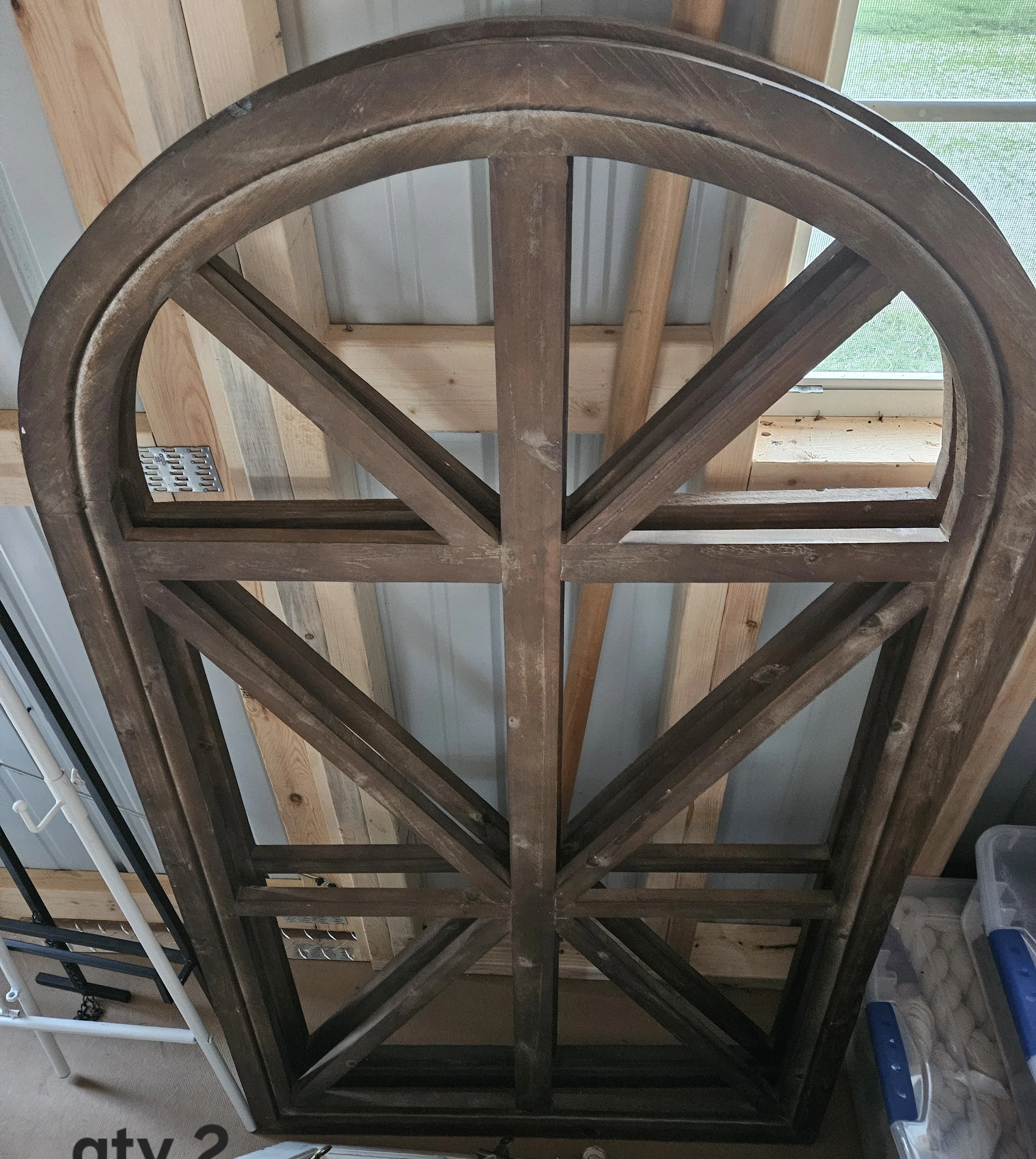 Arch Window - Brown - 30 x 50.5