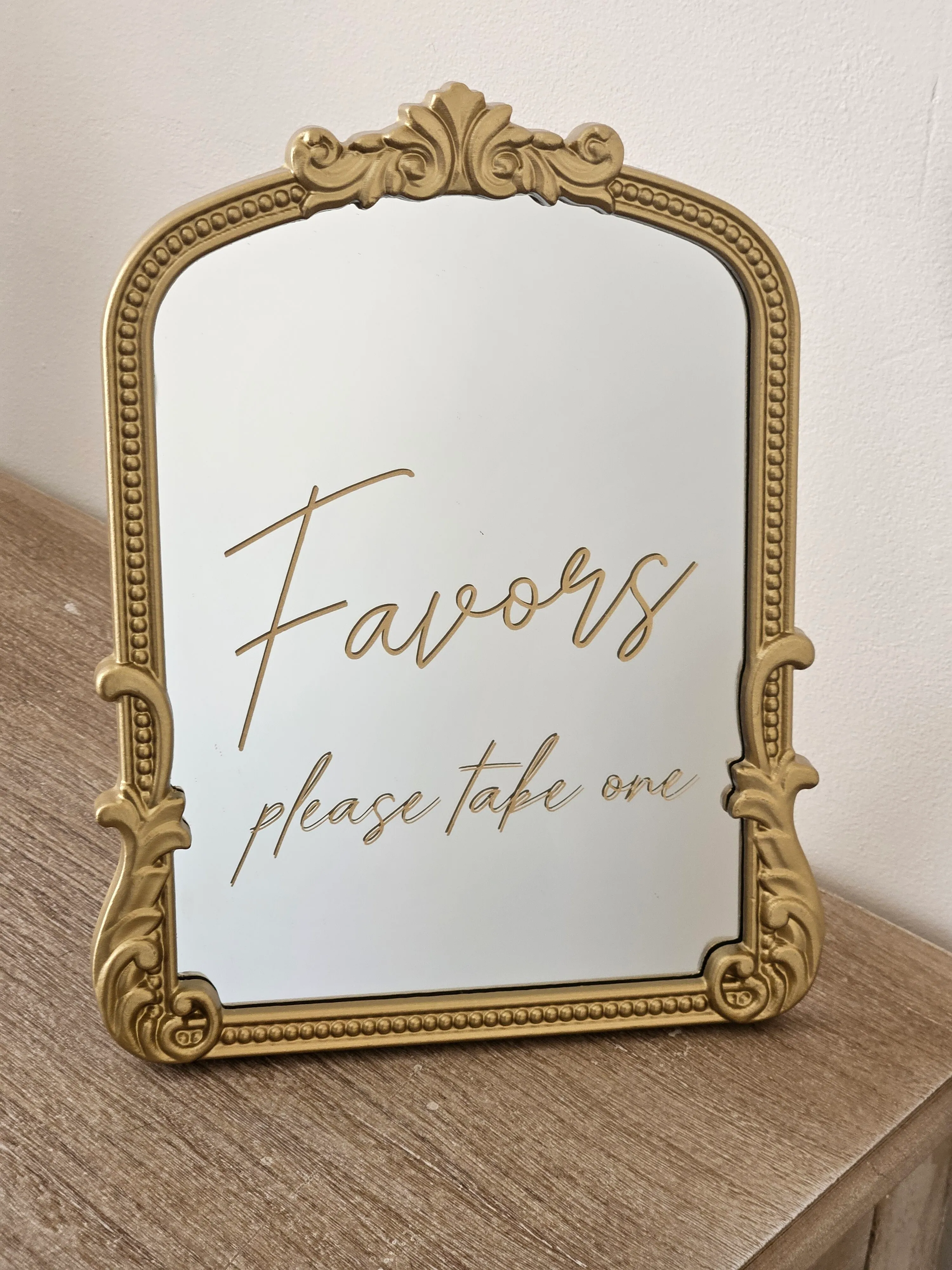 Favors Sign - Gold Mirror