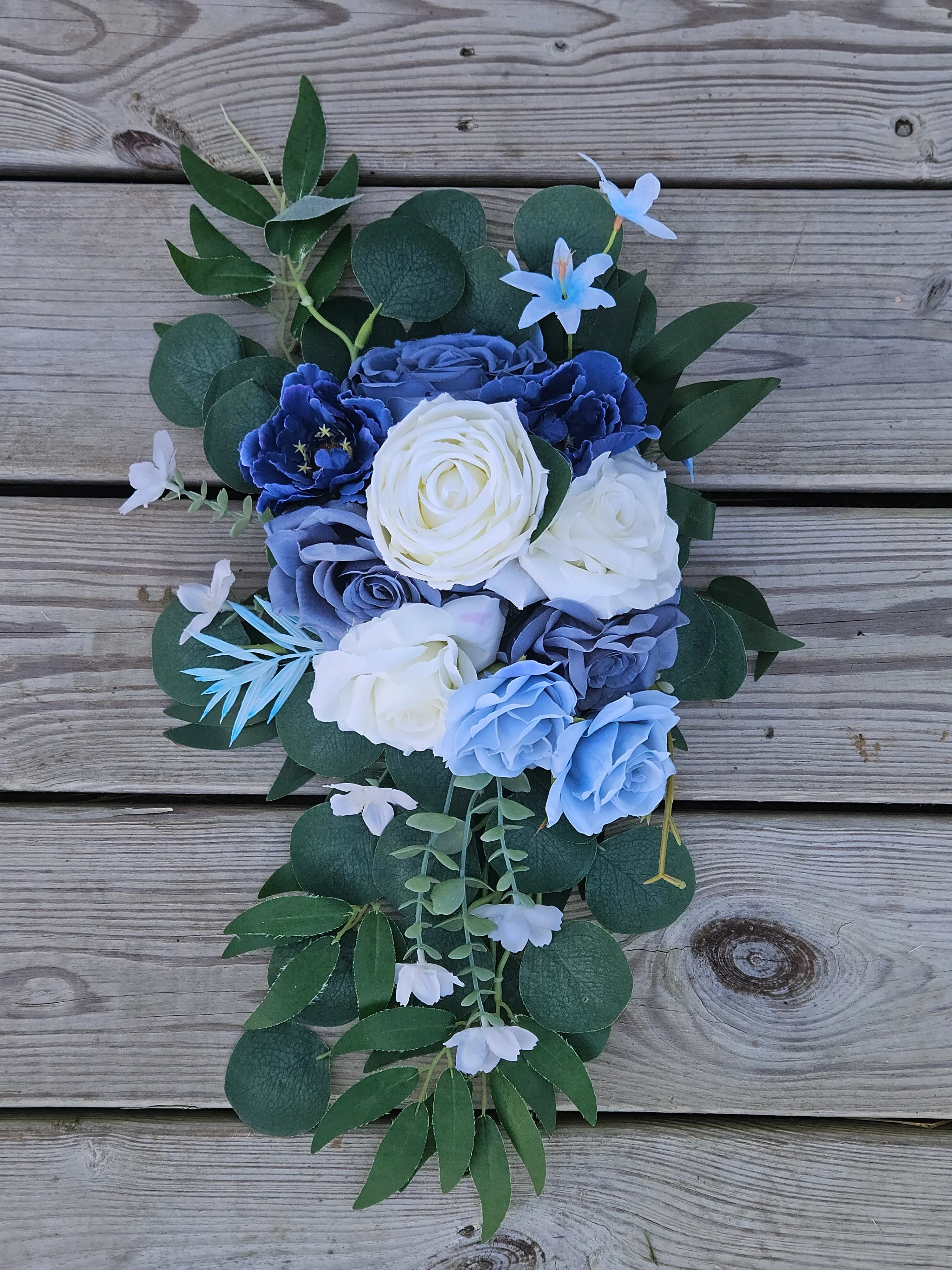 Floral Swag - Blue/White - 20in