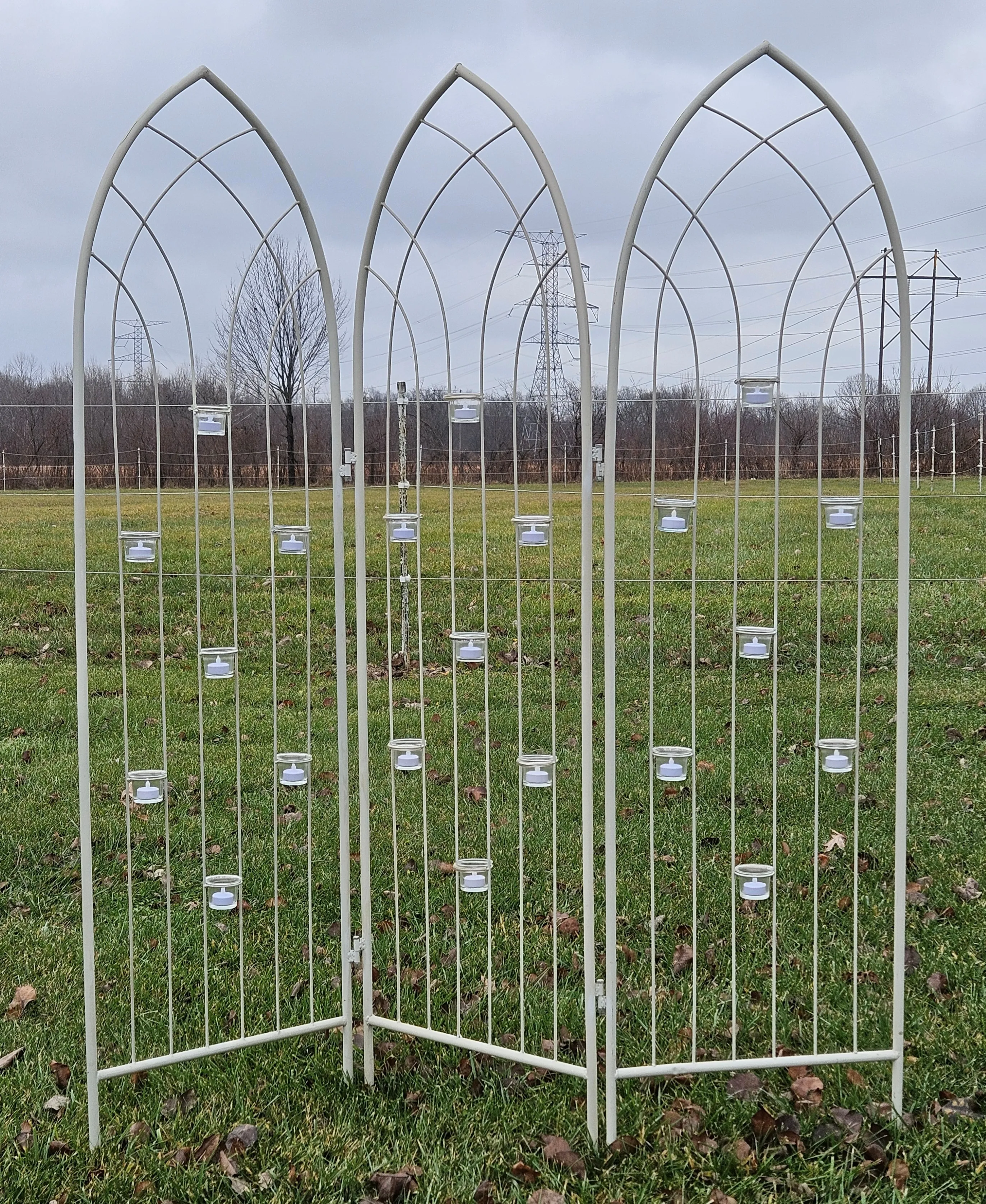 Candle Screen - White - Arched