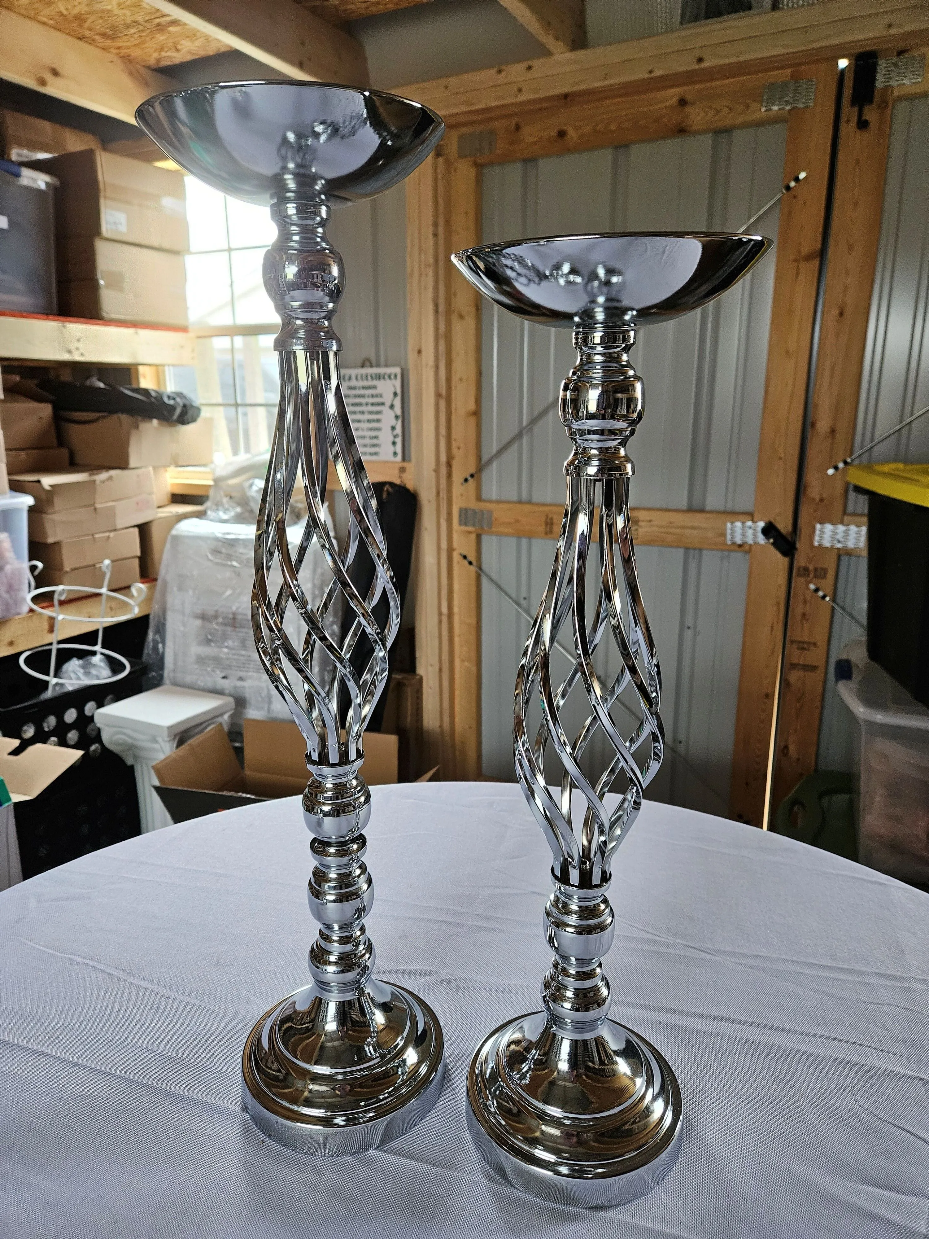 Silver Centerpiece Holder - 20.25" - 22.5"
