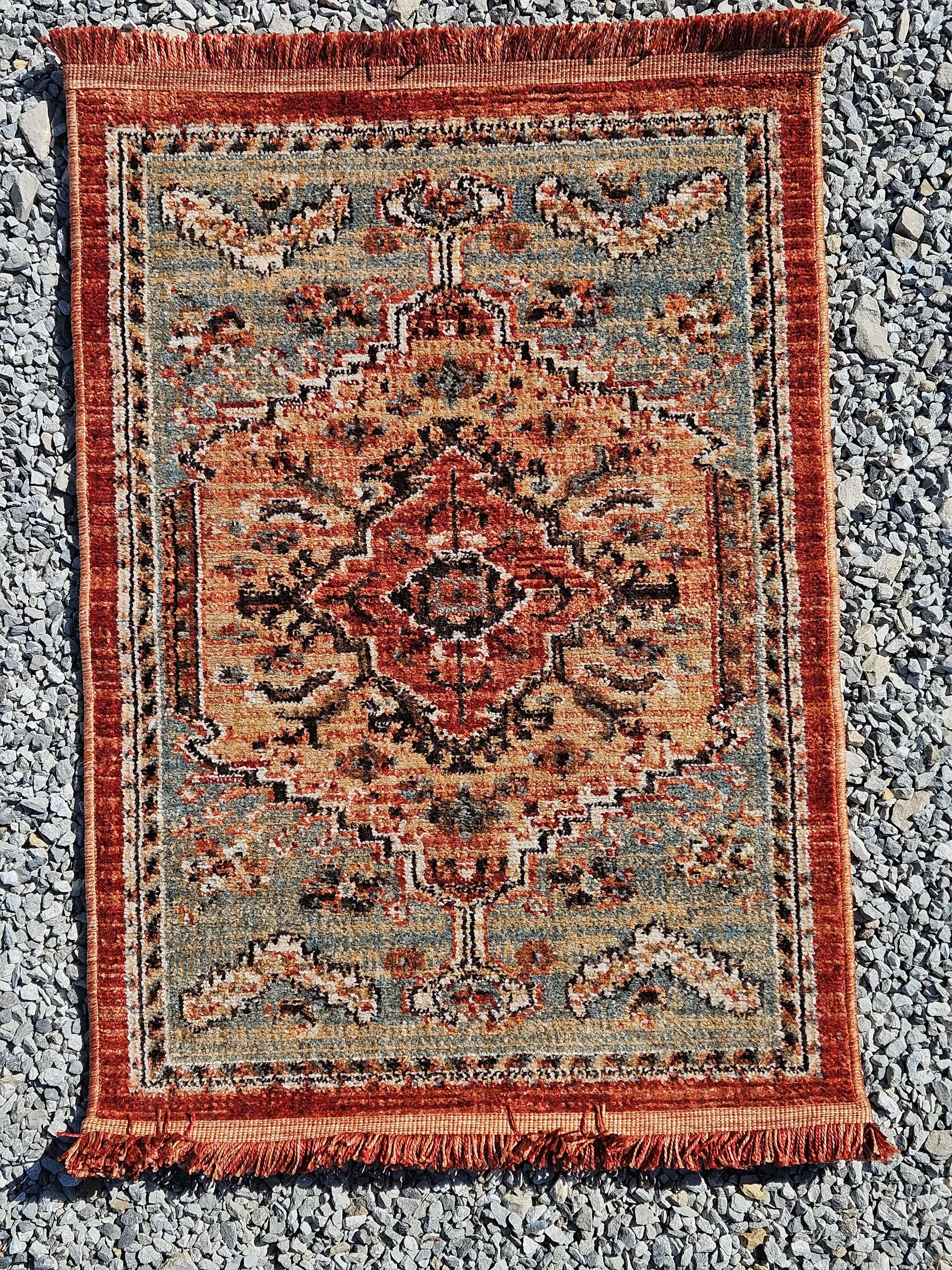 Small Rug - 2' x 3'
