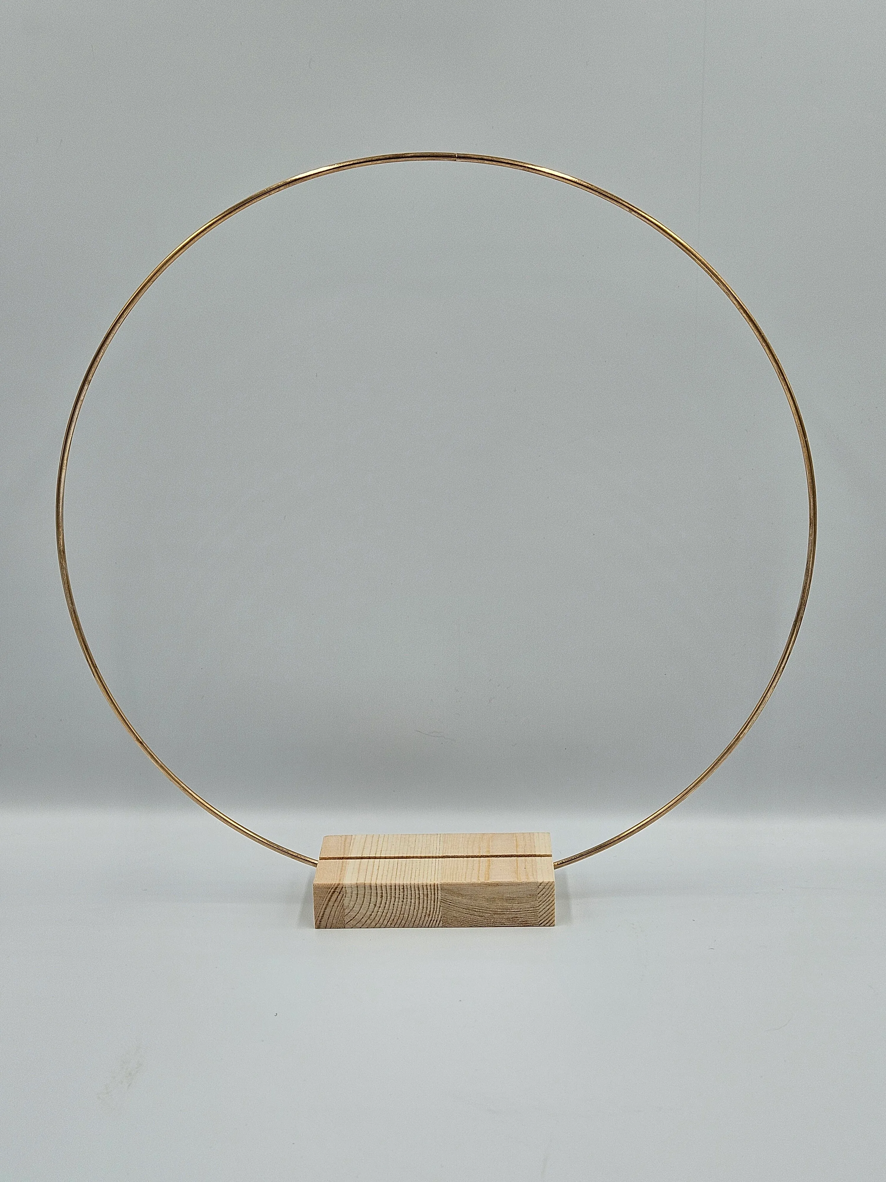 Hoop Centerpiece - Gold - 12in