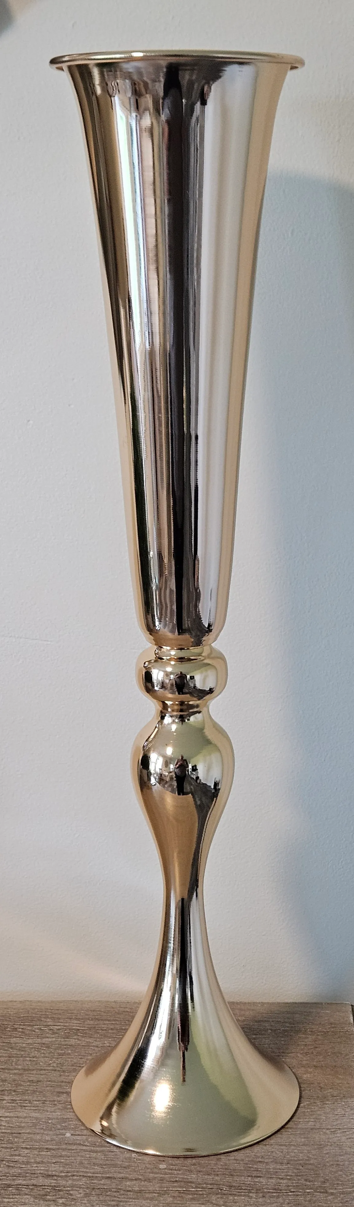 Trumpet Vase - Gold metal - 22.2 inches 