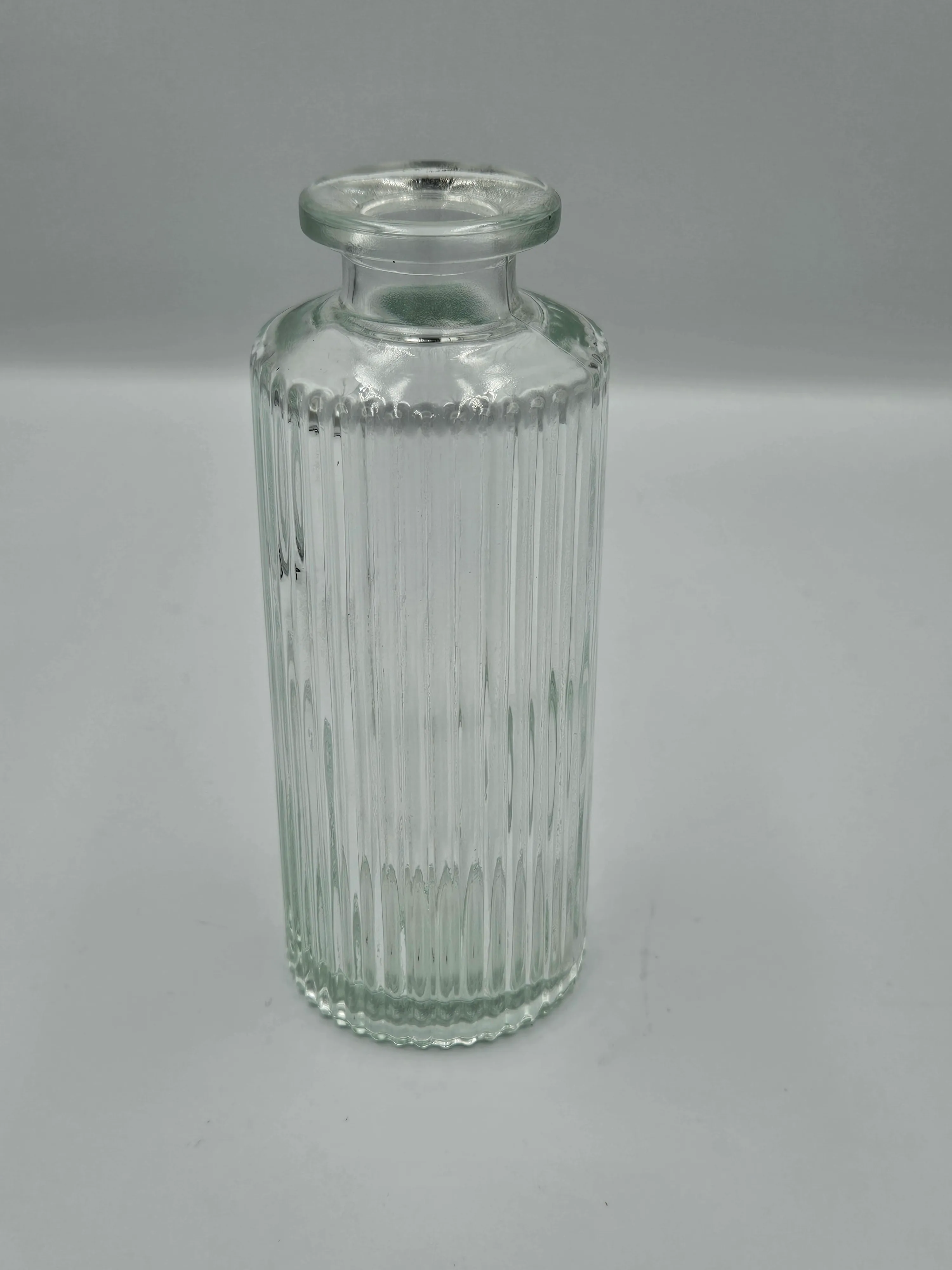Ribbed Bud Vase - Clear
