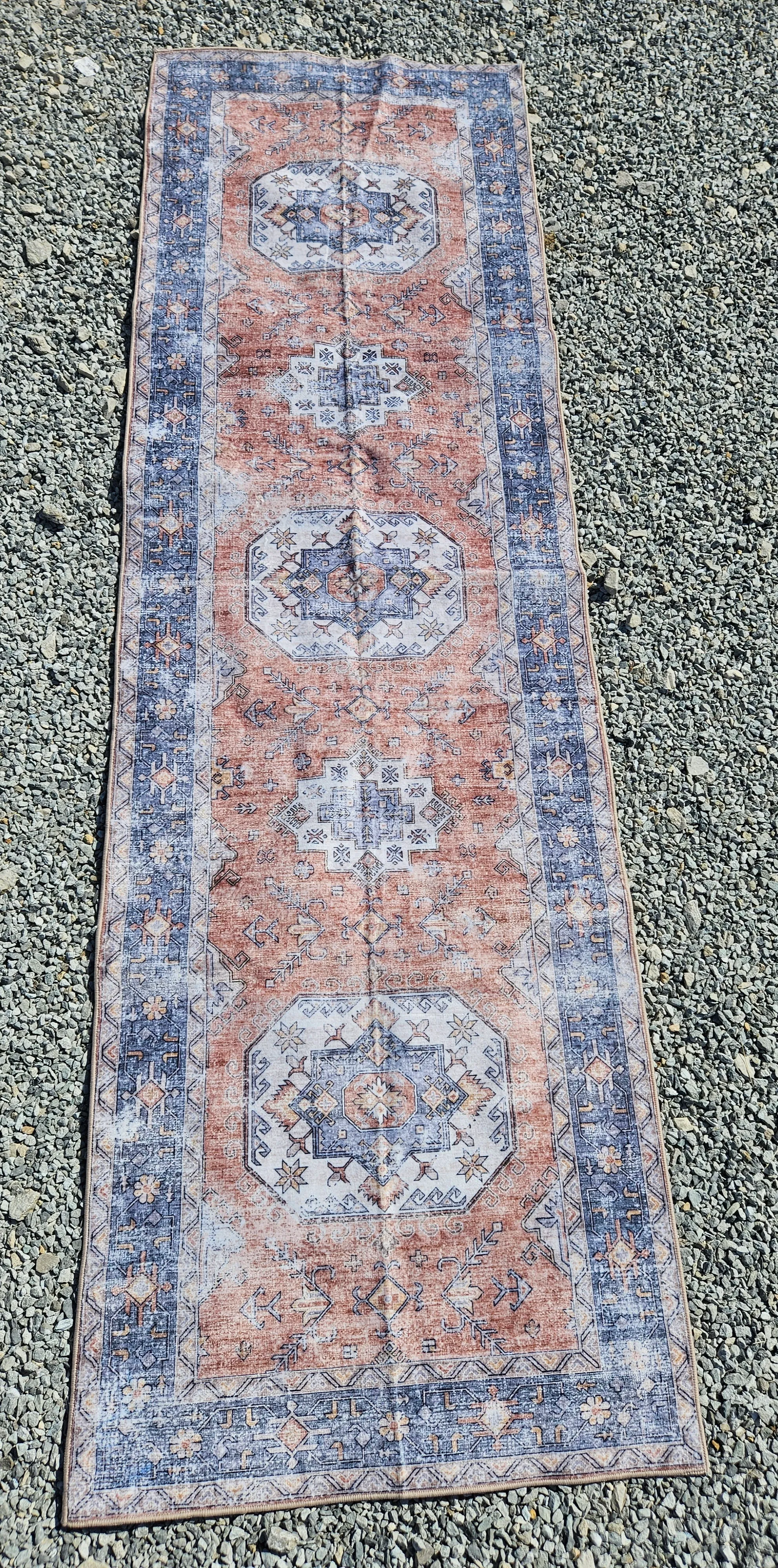 Runner - Rug - 2.5' x 8'
