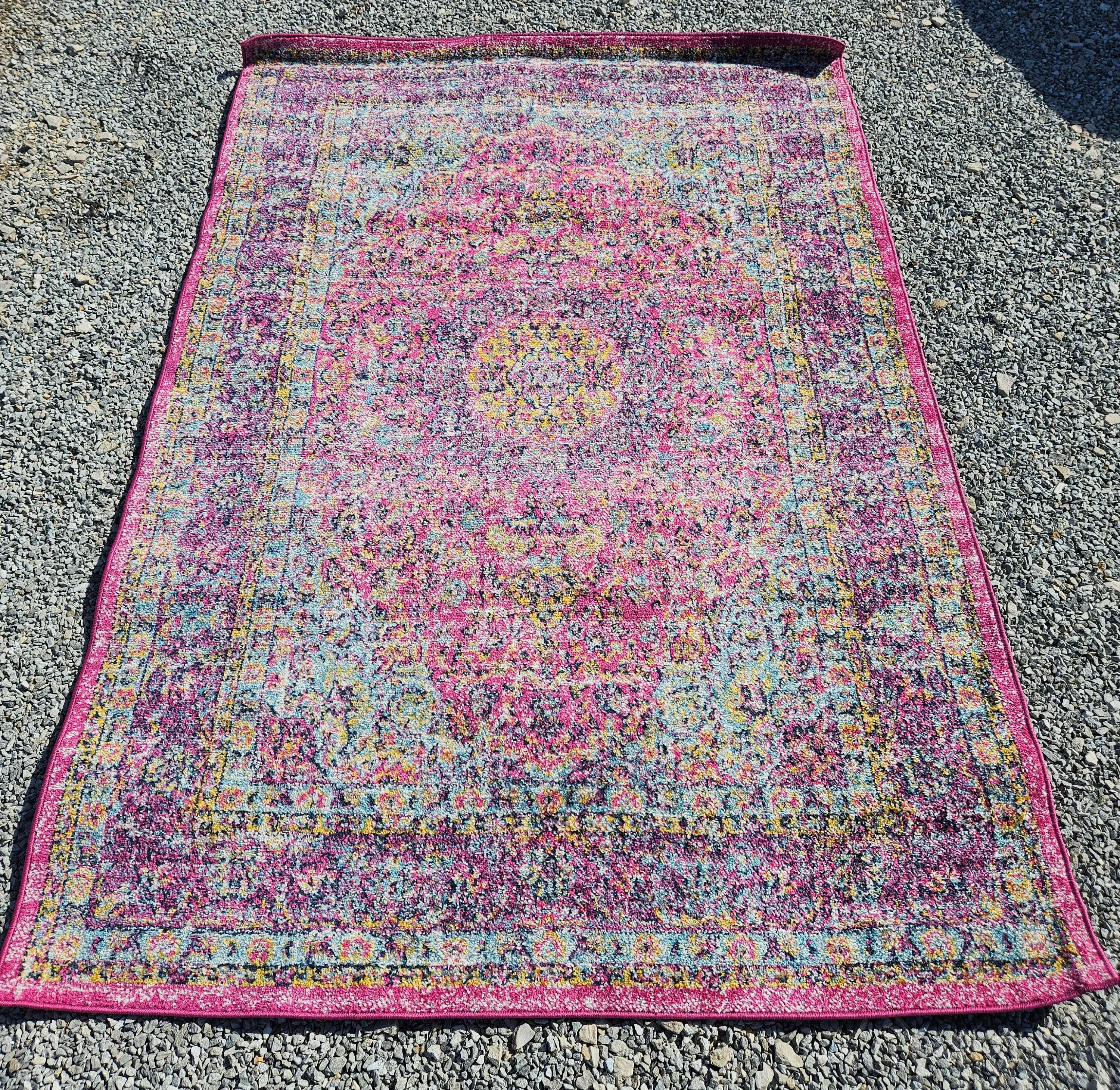 Rug - 5" x 7' 5"