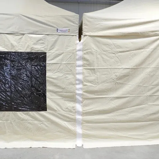 Jonction entre 2 bâches