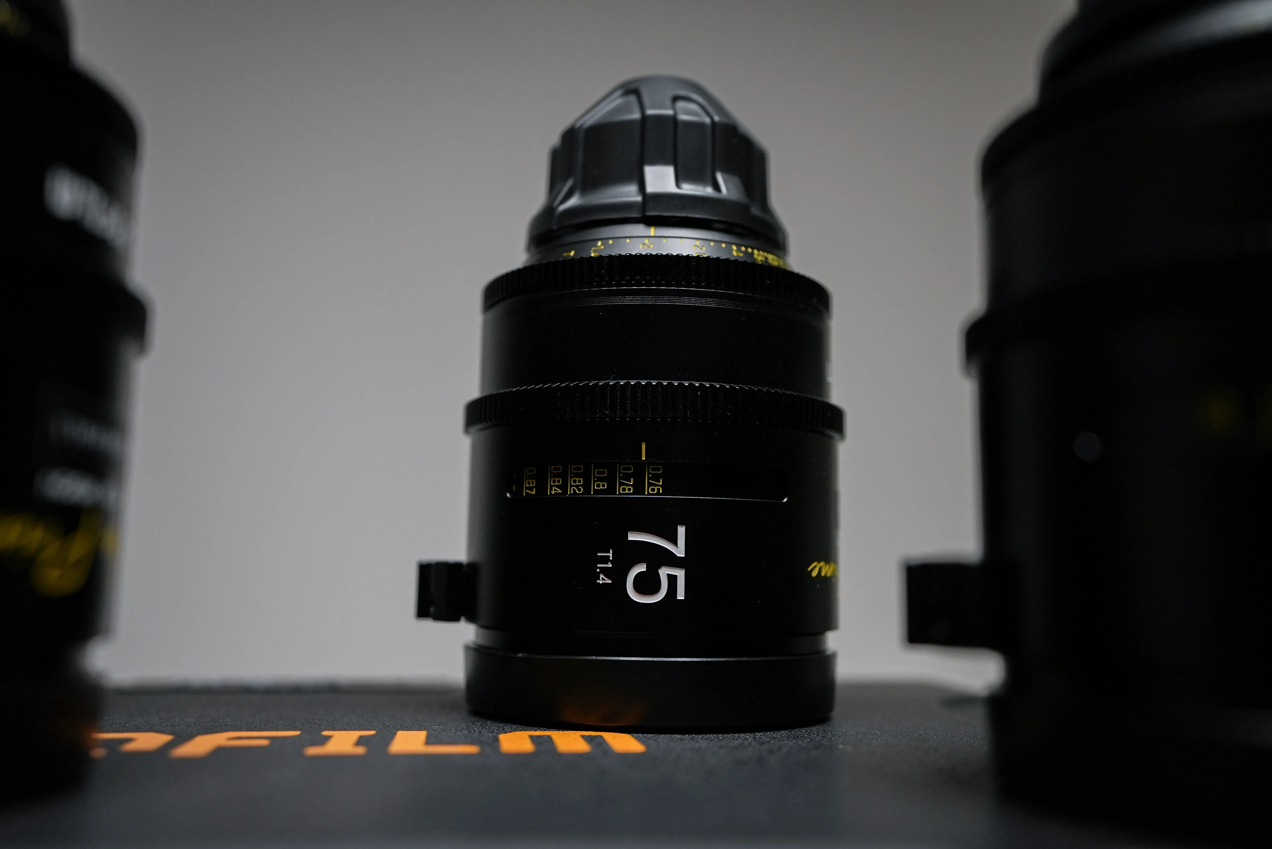DZOFilm - Arles 75mm T1.4 Prime Cine Lens (PL)