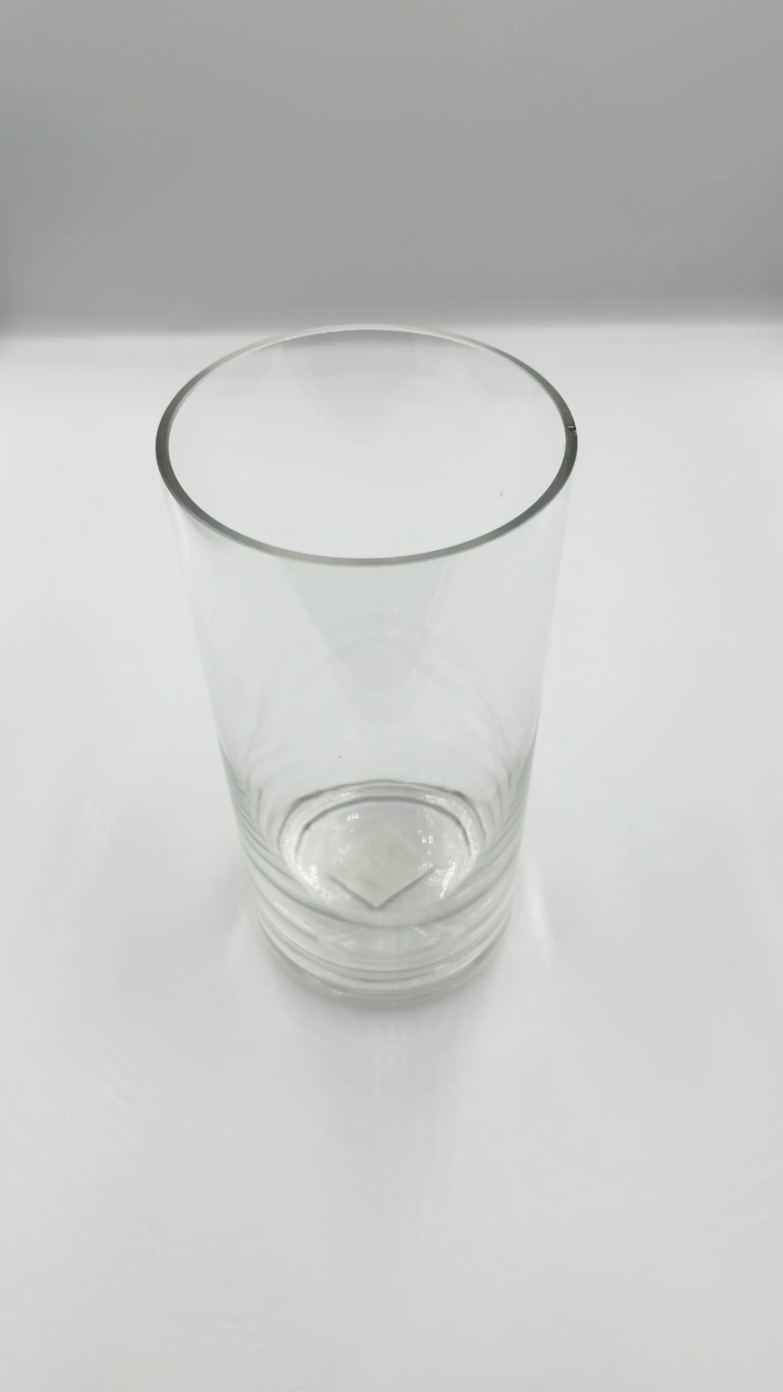 Clear Cylinder Vase (Thin Rim)