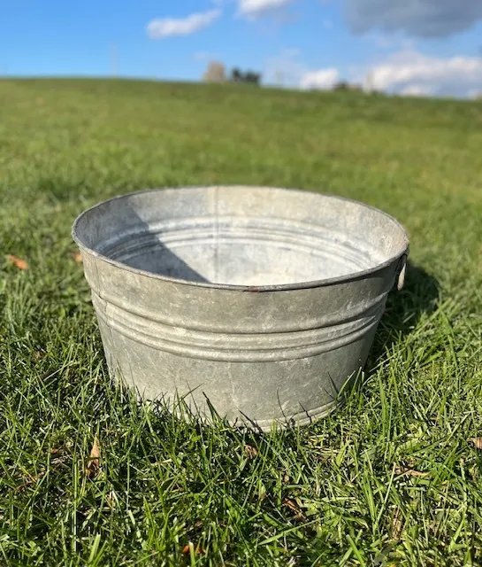 Metal tubs