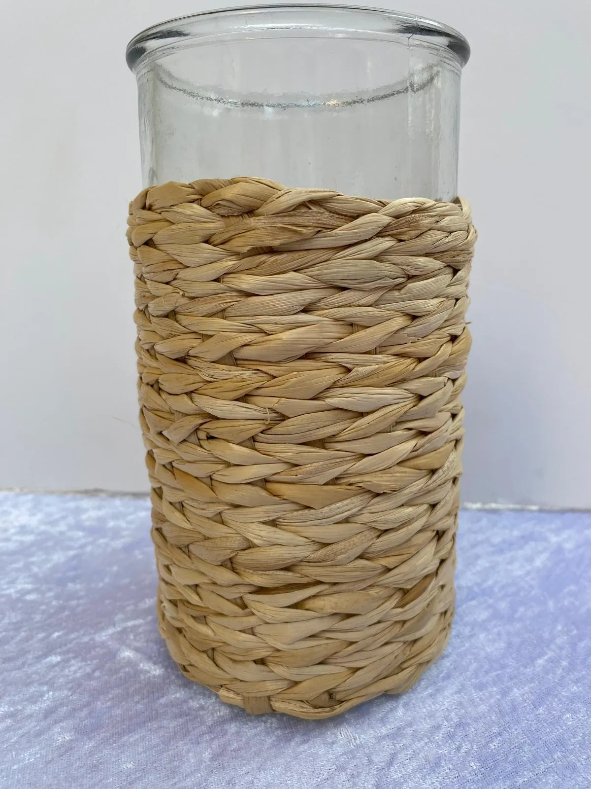 אגרטלים עם קש -גדול 