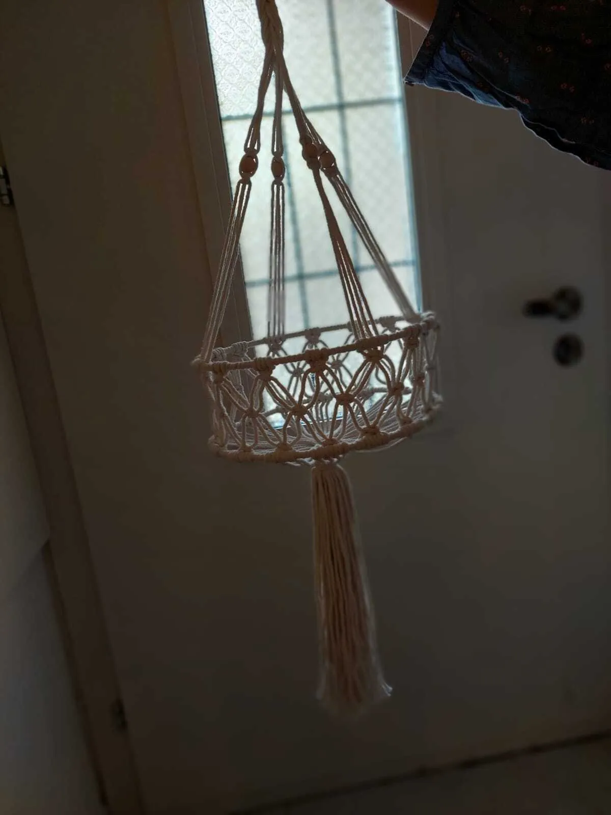 מתלה מקרמה לעציץ