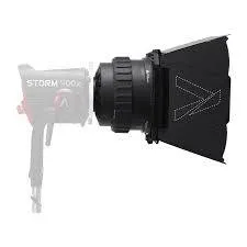 CF7 Fresnel and Barn Doors Kit