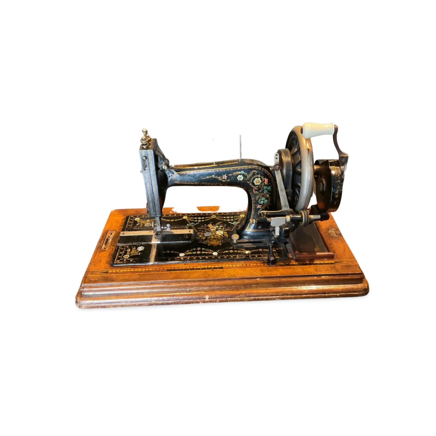 Sewing Machine - Old fashioned Singer Style 