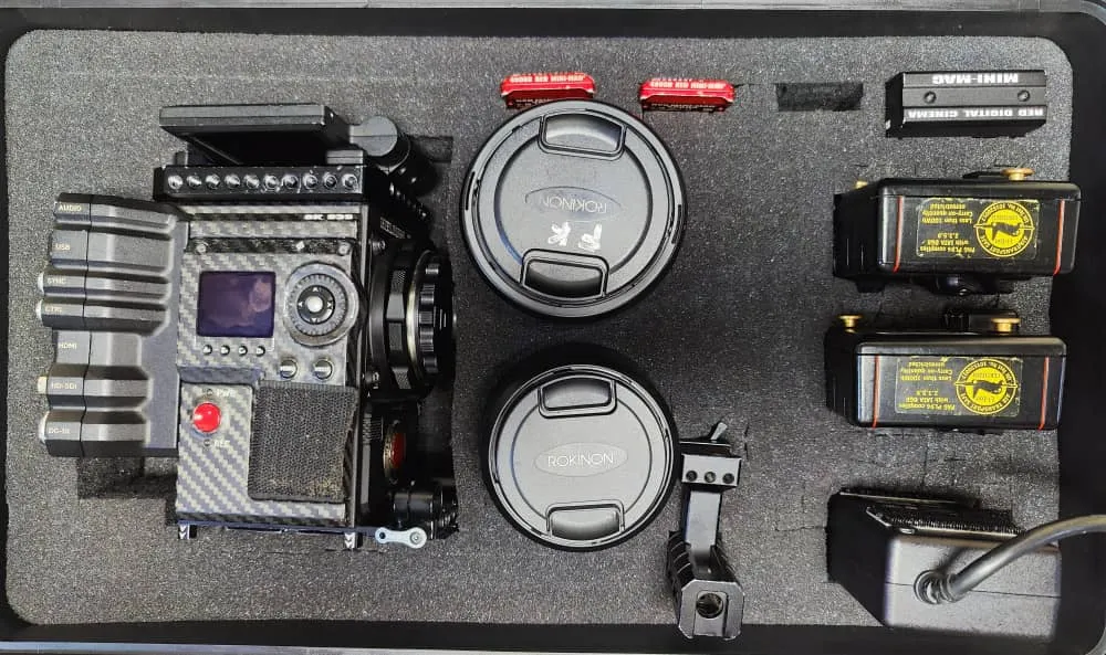 RED EPIC-W HELIUM 8K DSMC2 EF MOUNT