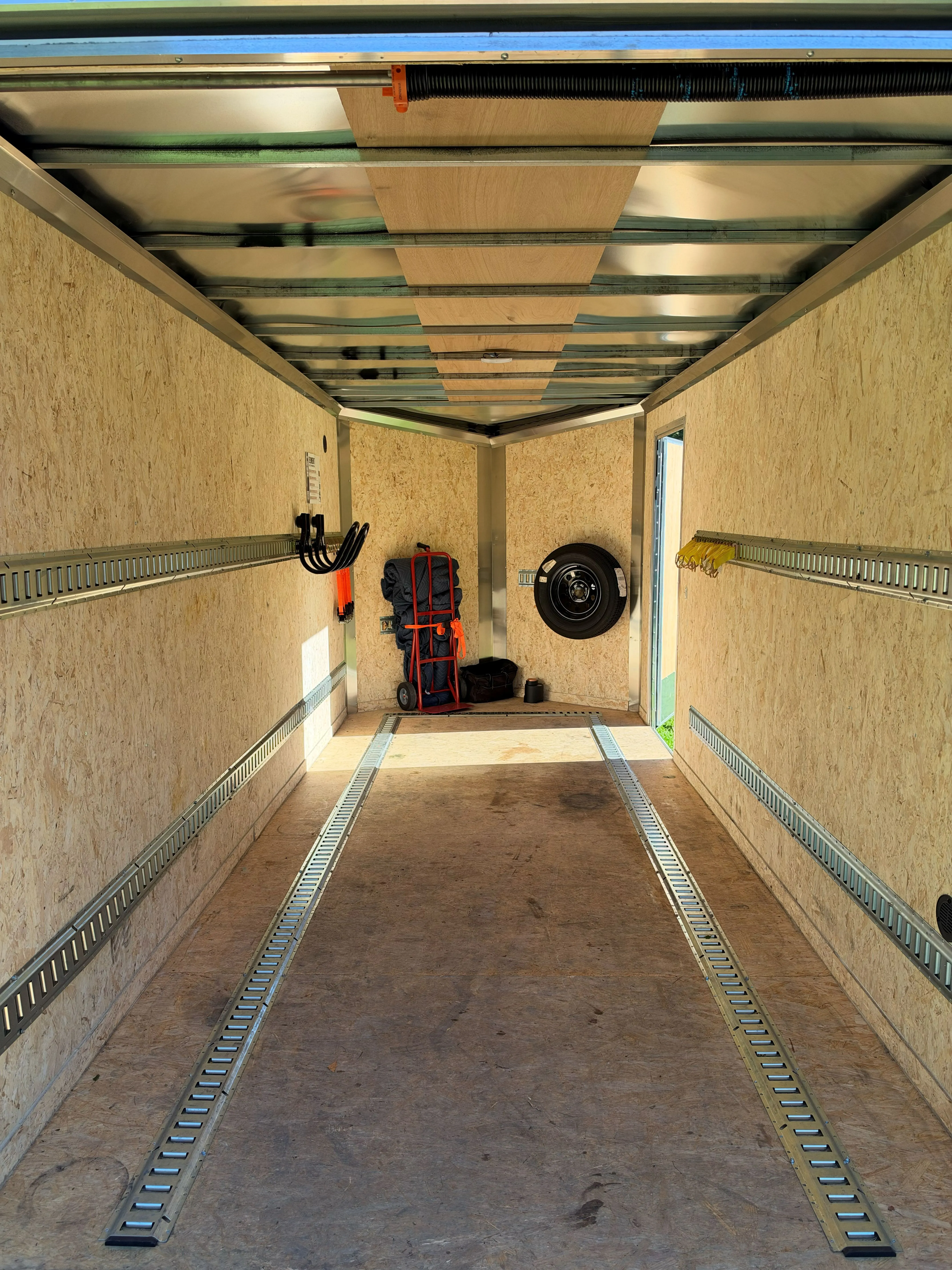 7X16 7K Enclosed Trailer