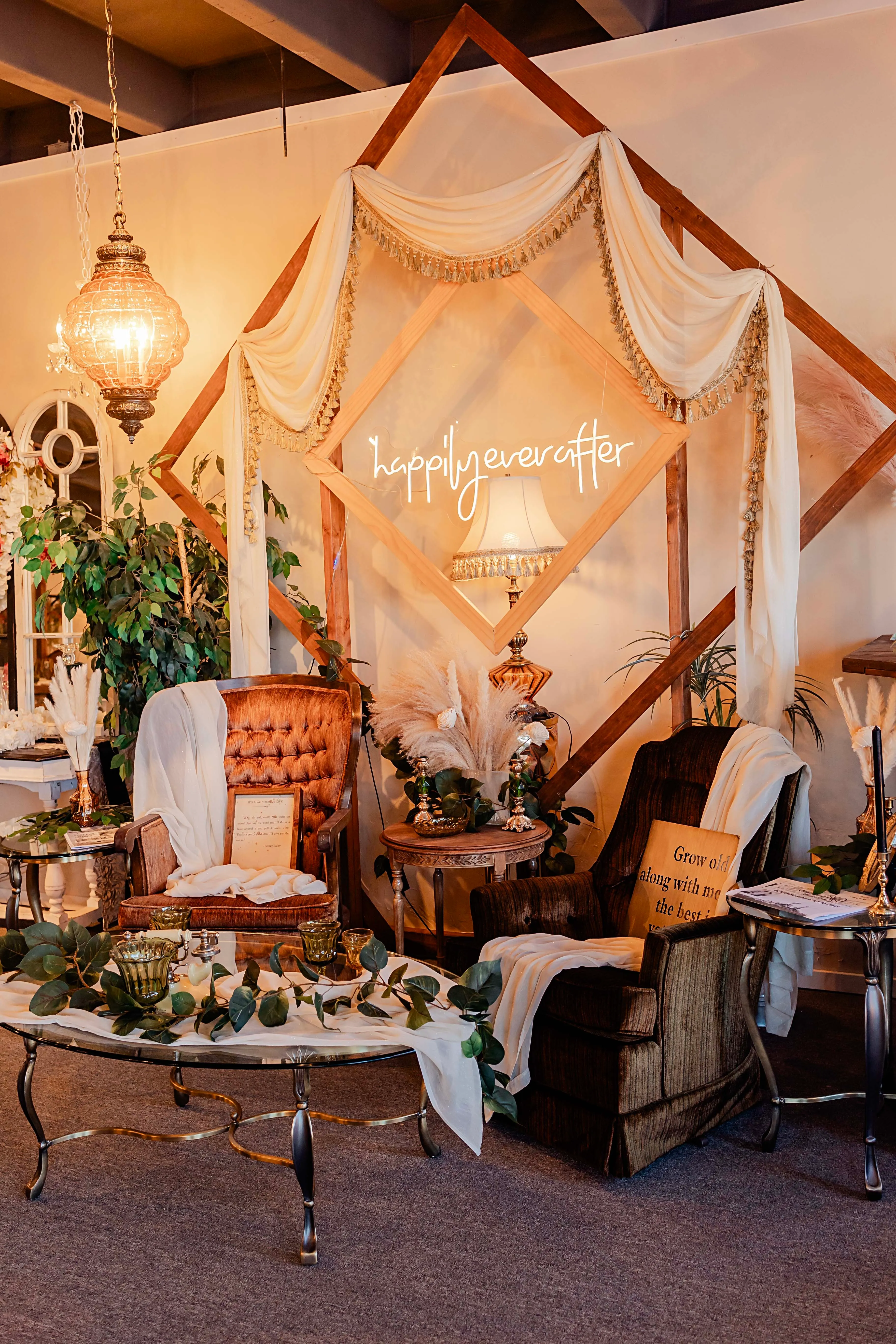 Backdrops, Arches, Dividers