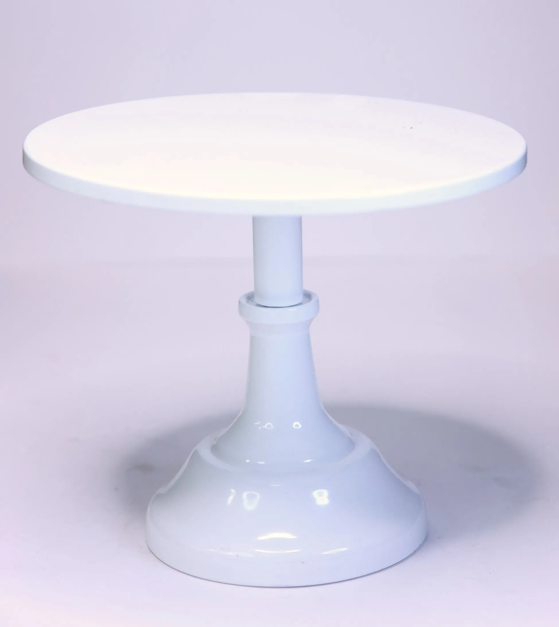 Shiny White Cake Stand