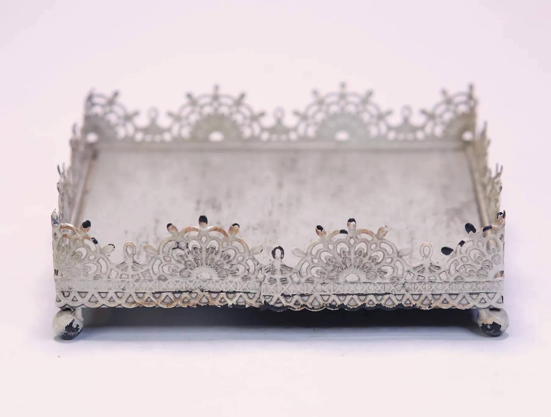 Square Mirrored Cake Stand