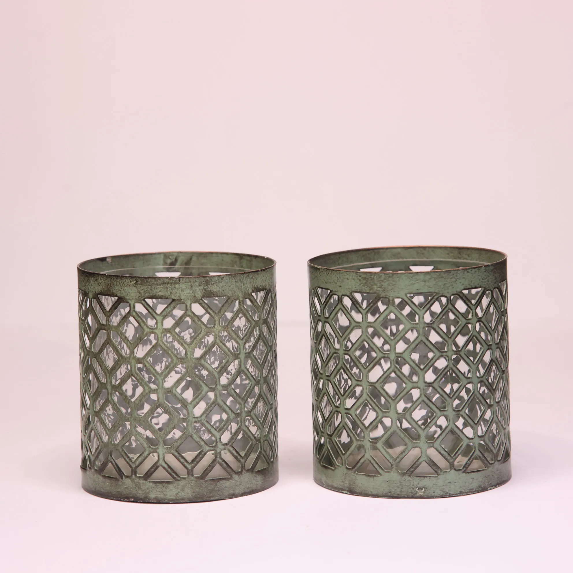 Green Metal Candle Holder Set