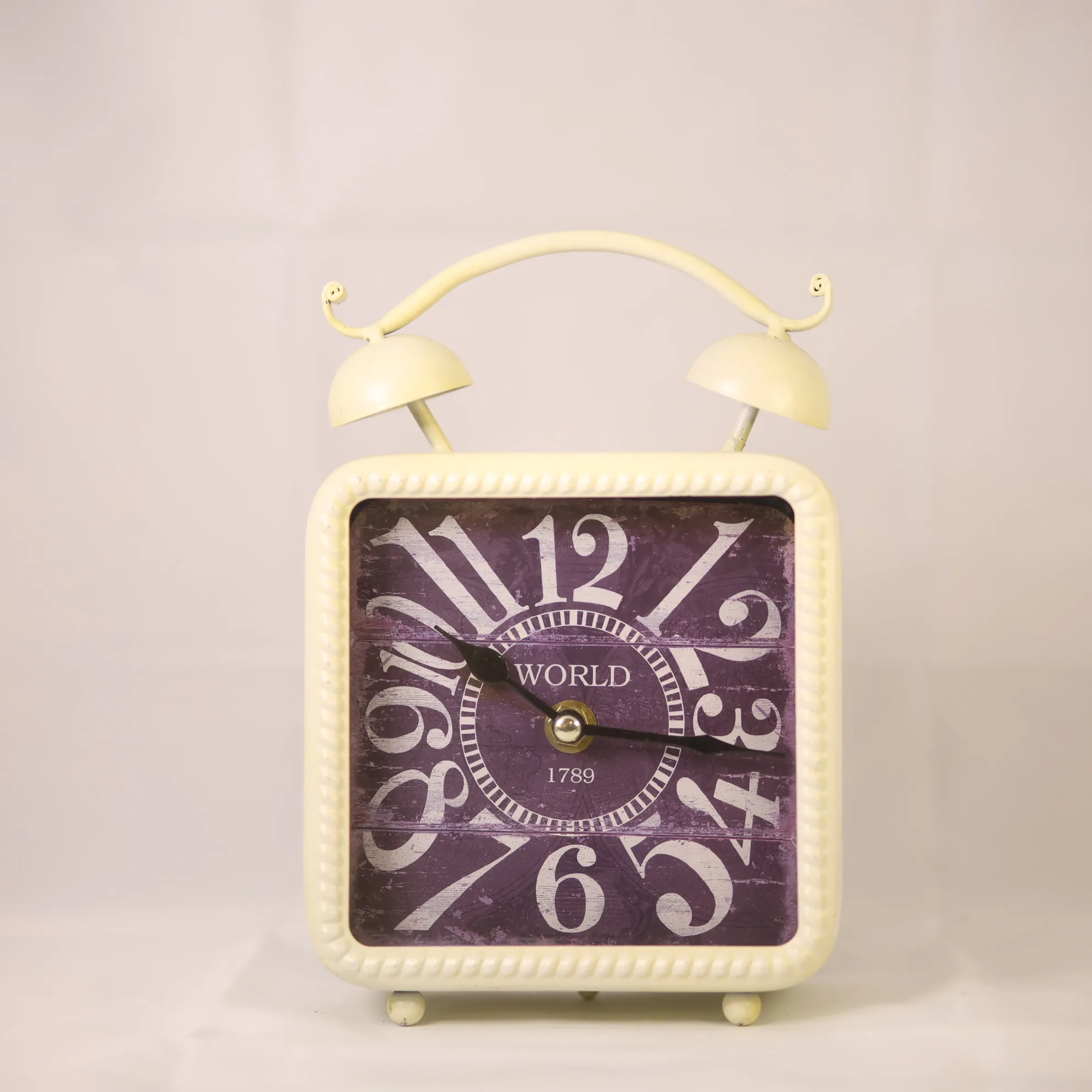 Retro Clock 9"