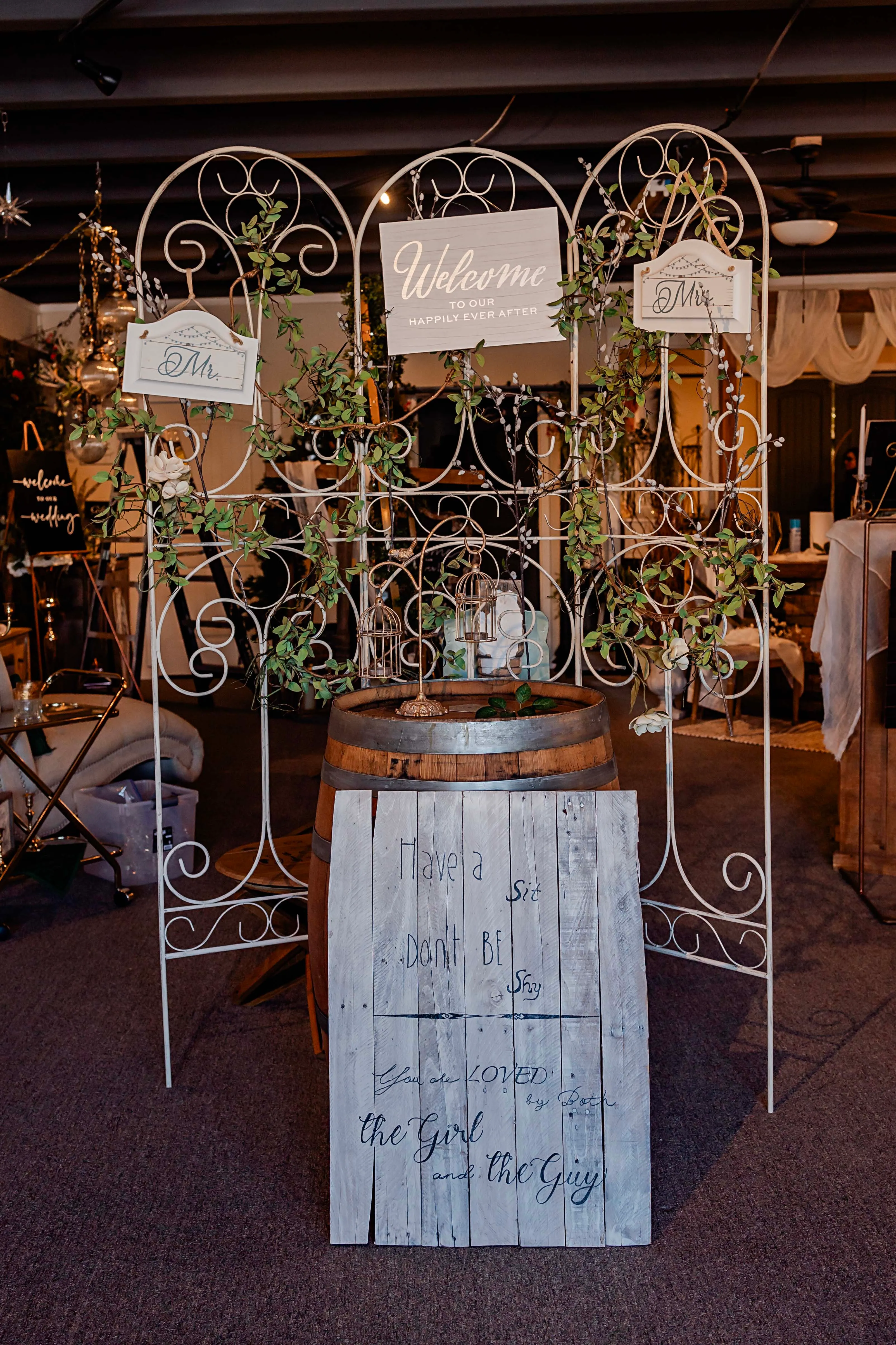 Room Divider - Cream Metal