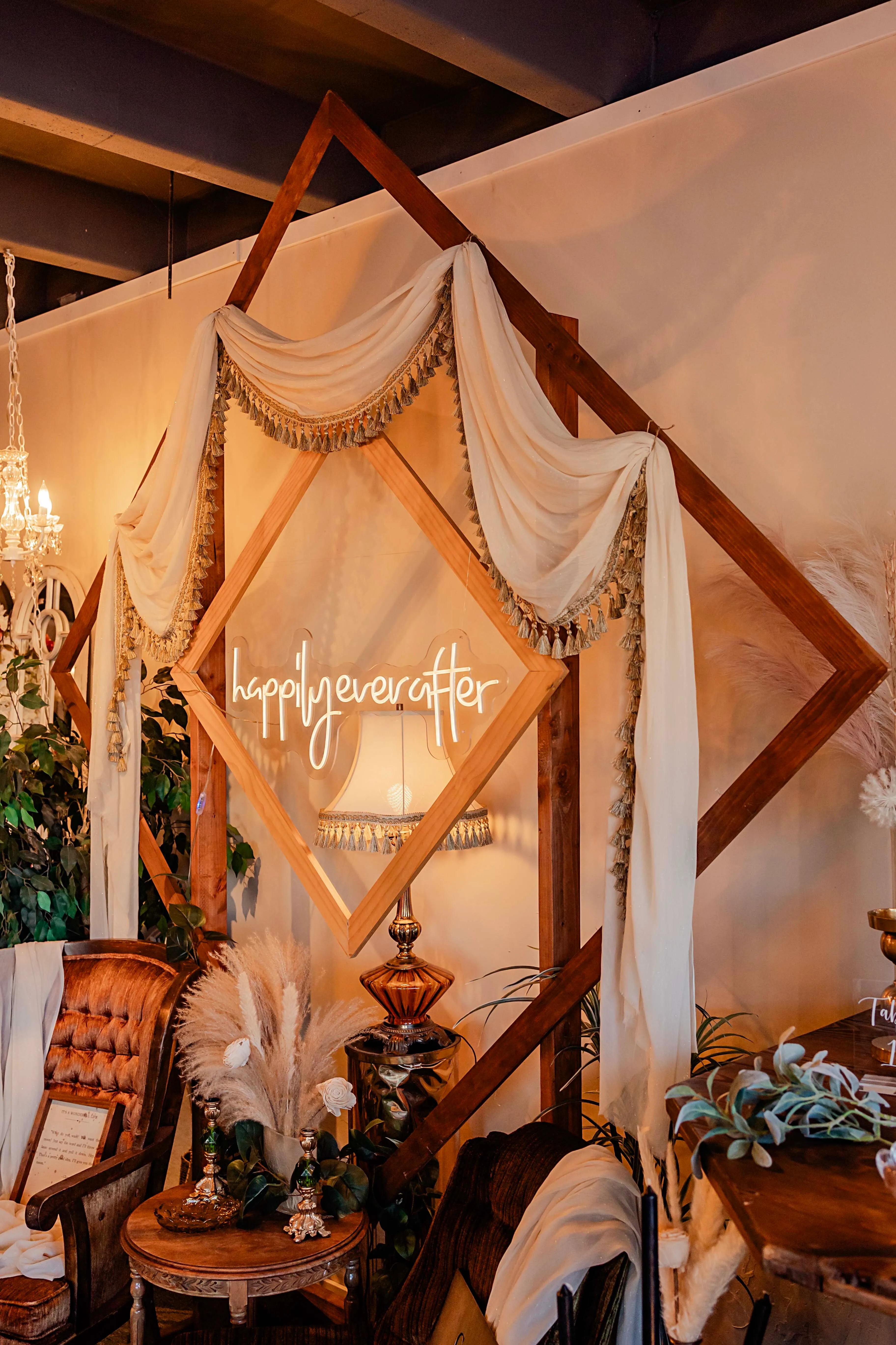 Diamond Backdrop - Two Tone Wood