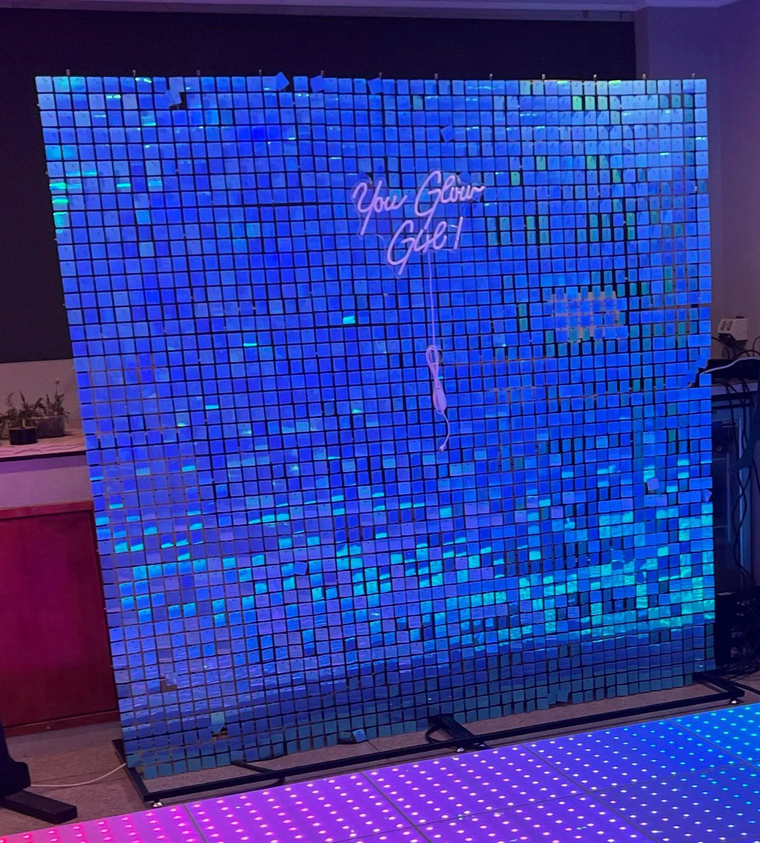 Shimmer Wall + Rectangular Mess Wall - Blue