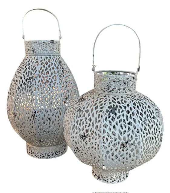 2 Piece White Lanterns