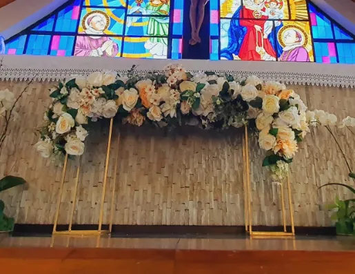 Gazebo Floral Hiper Realista para altar