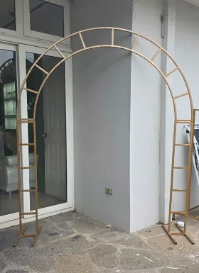 Arco Metálico Dorado 2 metros de alto x 2 metros de ancho